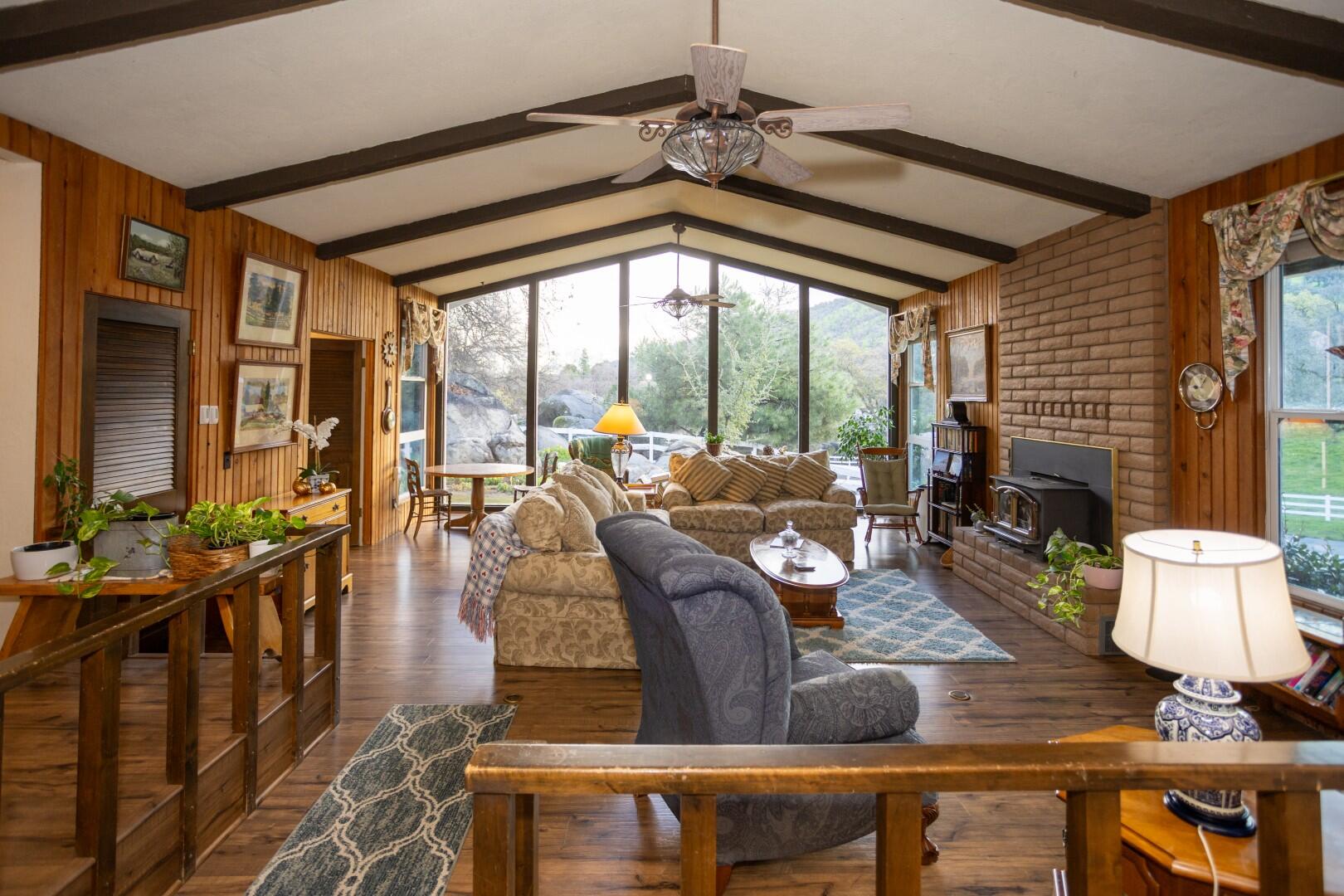 16021 Cattle Dr, Springville, CA 93265