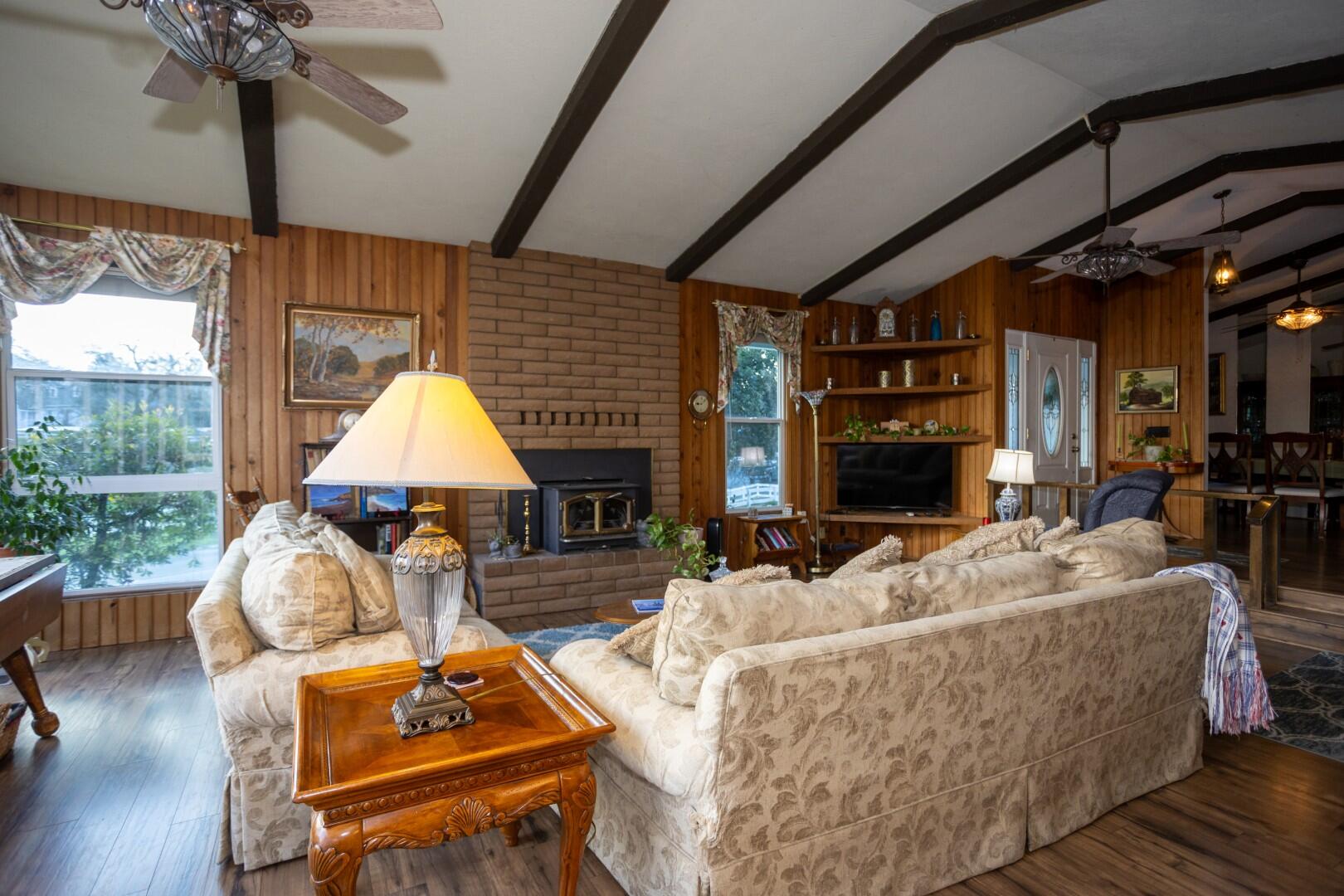 16021 Cattle Dr, Springville, CA 93265