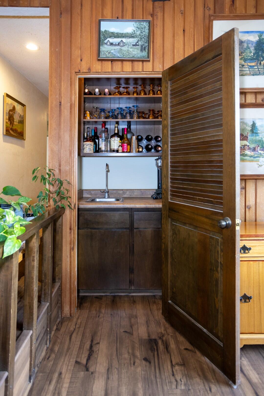 16021 Cattle Dr, Springville, CA 93265