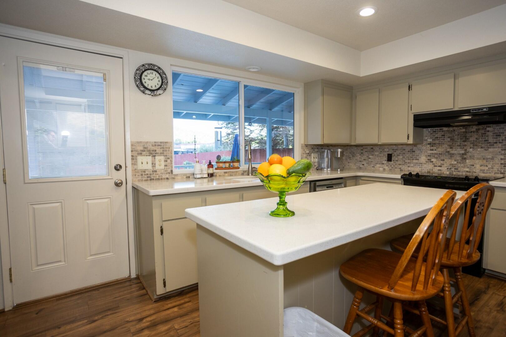 16021 Cattle Dr, Springville, CA 93265