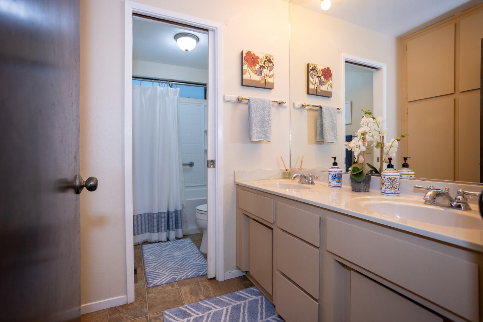 16021 Cattle Dr, Springville, CA 93265