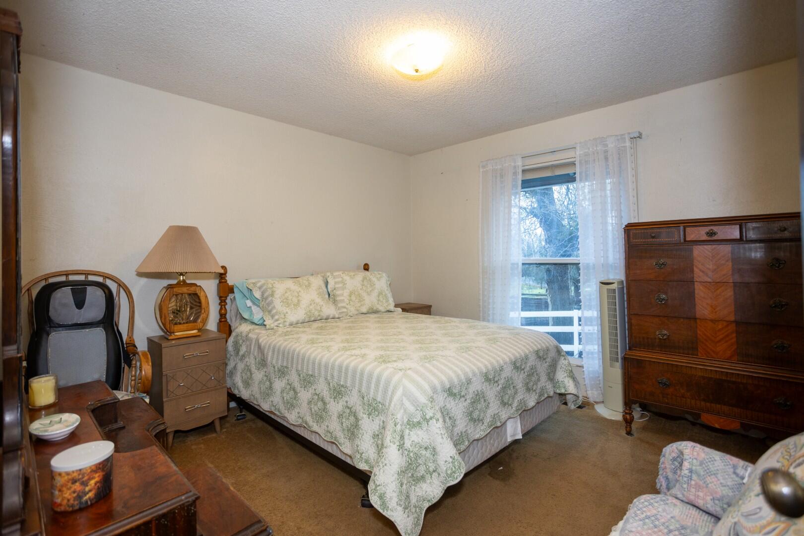 16021 Cattle Dr, Springville, CA 93265