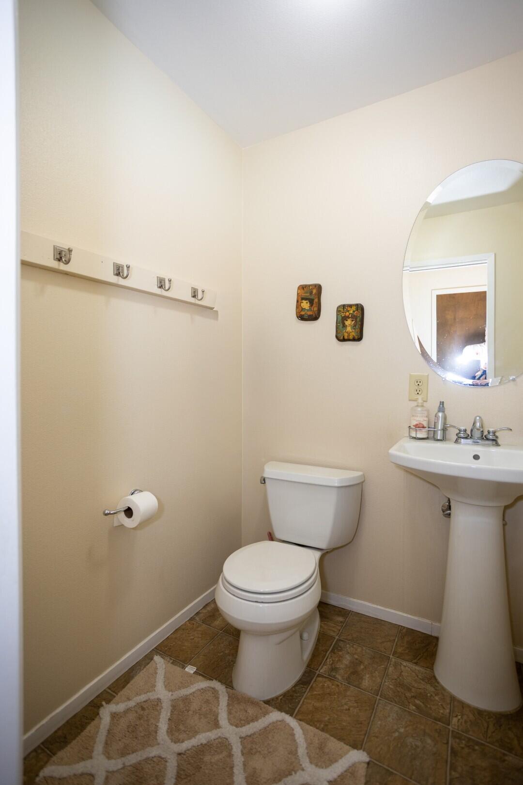 16021 Cattle Dr, Springville, CA 93265