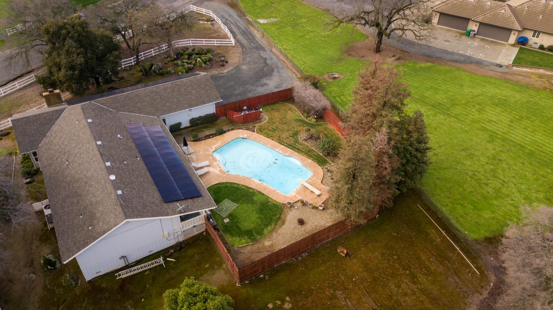 16021 Cattle Dr, Springville, CA 93265