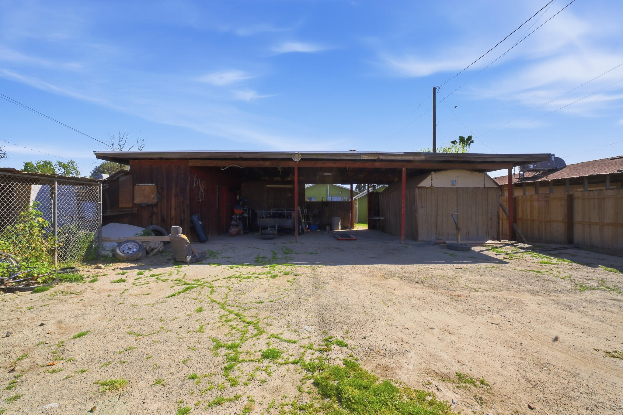 1810 Hardcastle Ave, Hanford, CA 93230