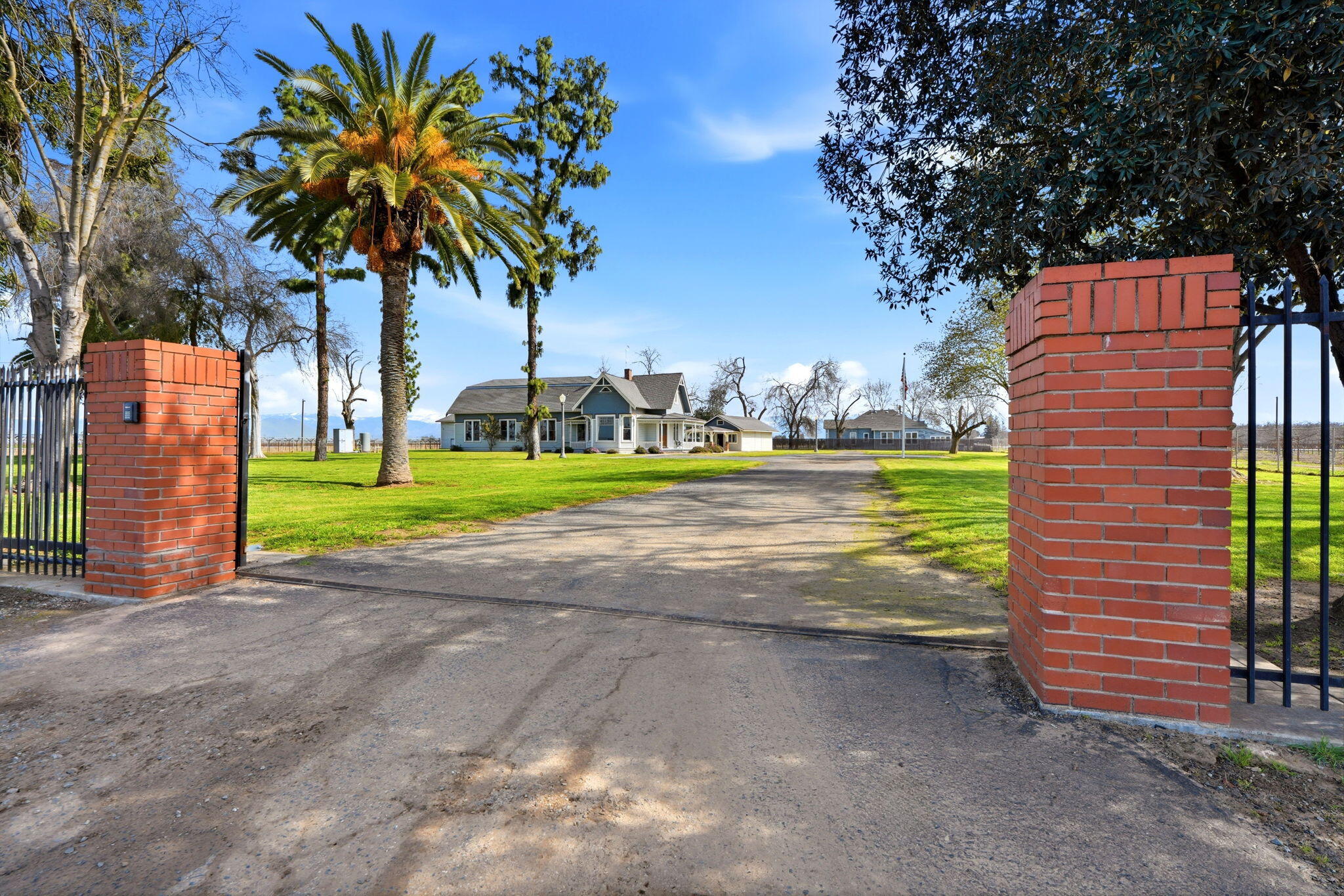 34854 Rd 124, Visalia, CA 93291