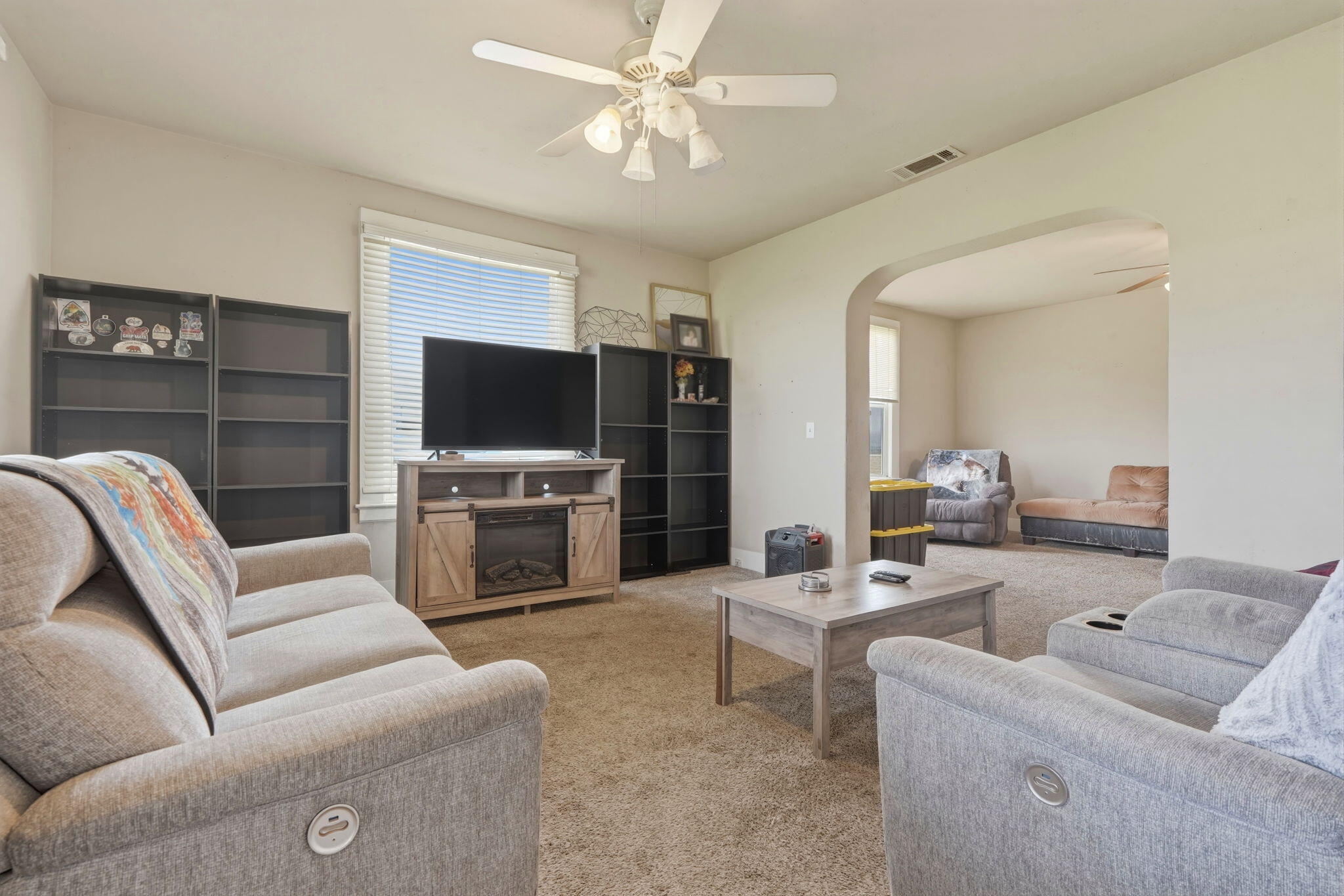 34854 Rd 124, Visalia, CA 93291