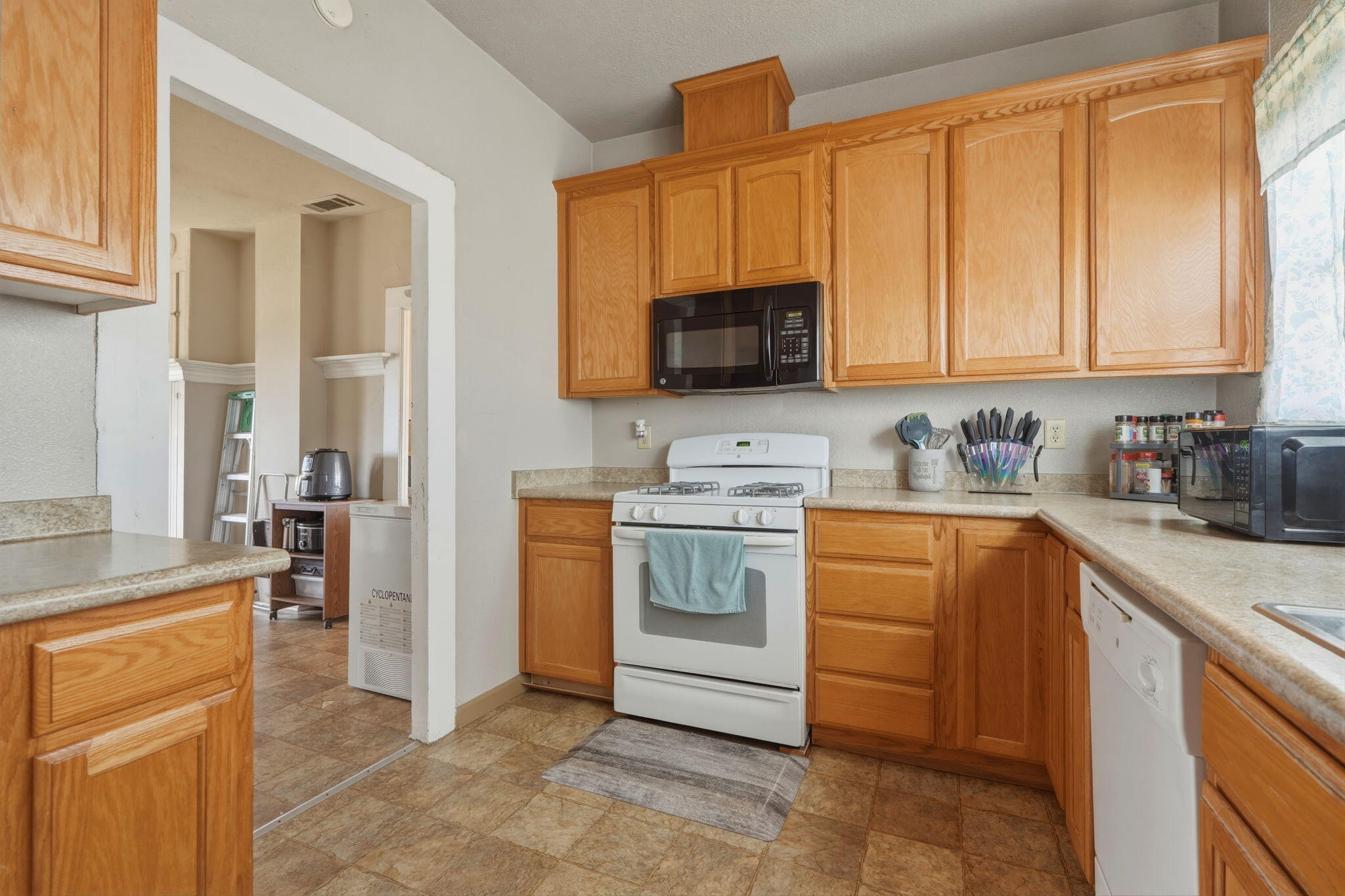 34854 Rd 124, Visalia, CA 93291