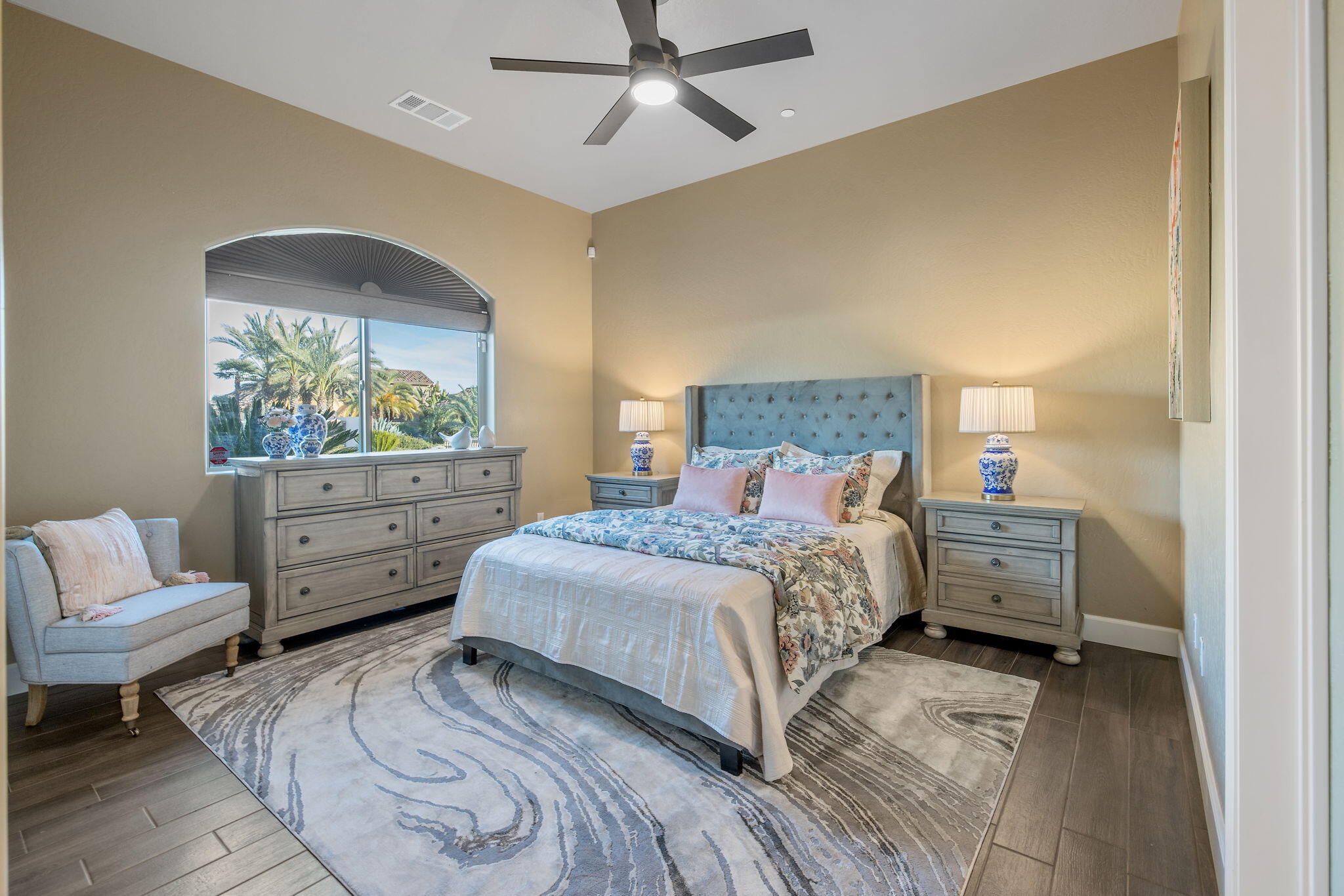 2433 Diamante Dr, Tulare, CA 93274