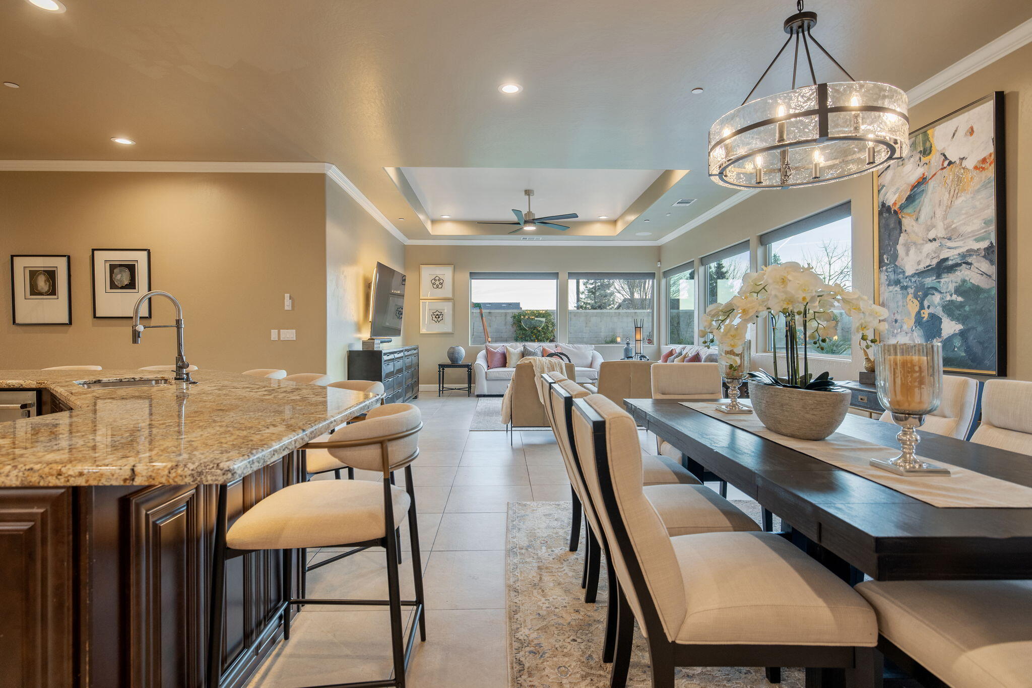 2433 Diamante Dr, Tulare, CA 93274