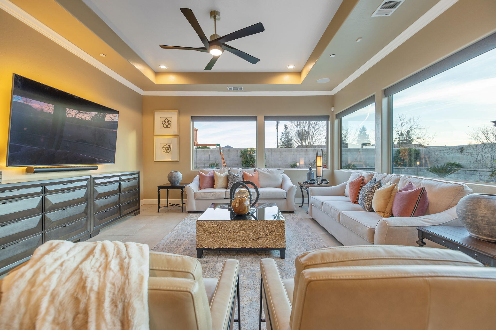 2433 Diamante Dr, Tulare, CA 93274