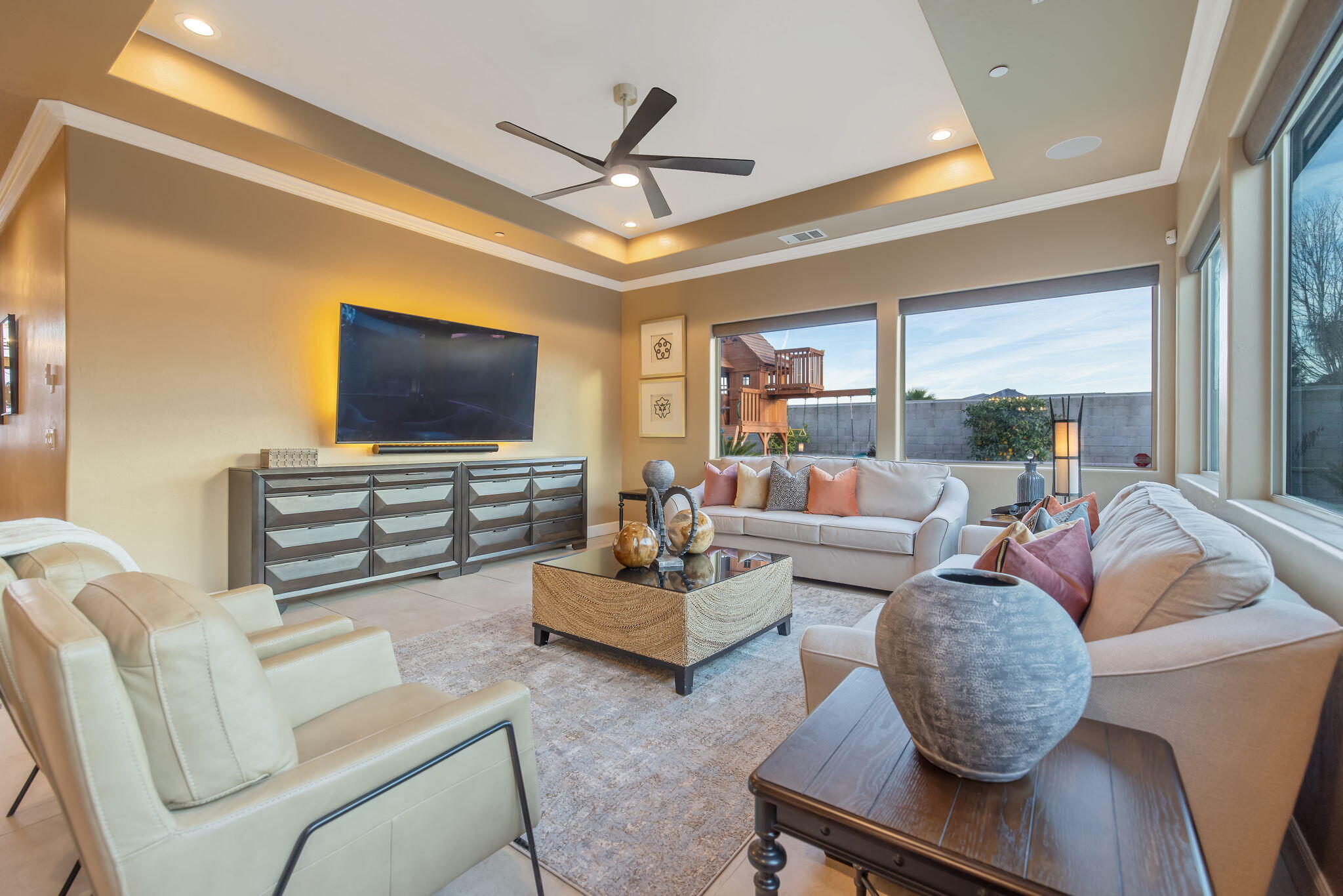 2433 Diamante Dr, Tulare, CA 93274