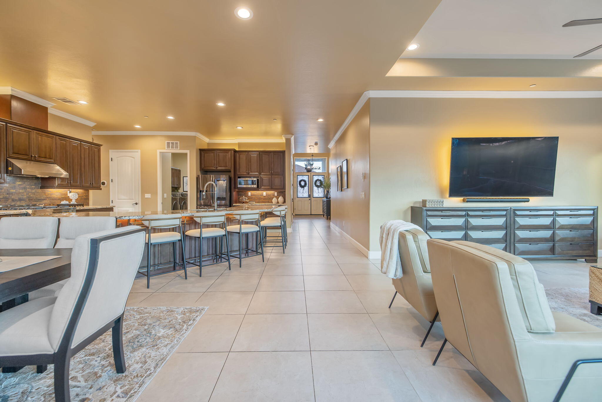 2433 Diamante Dr, Tulare, CA 93274