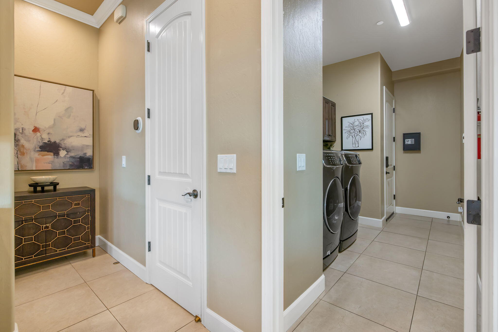 2433 Diamante Dr, Tulare, CA 93274