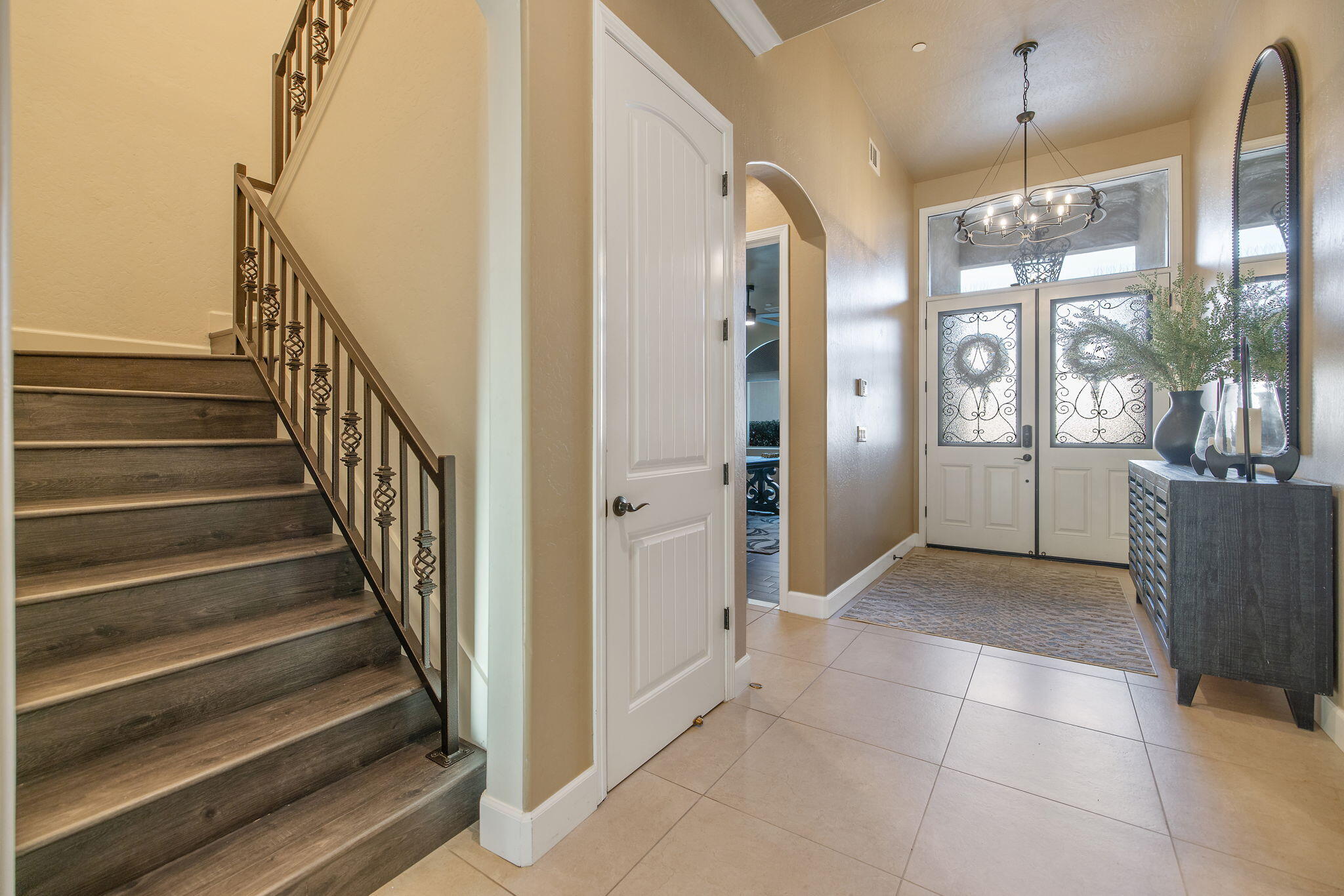 2433 Diamante Dr, Tulare, CA 93274