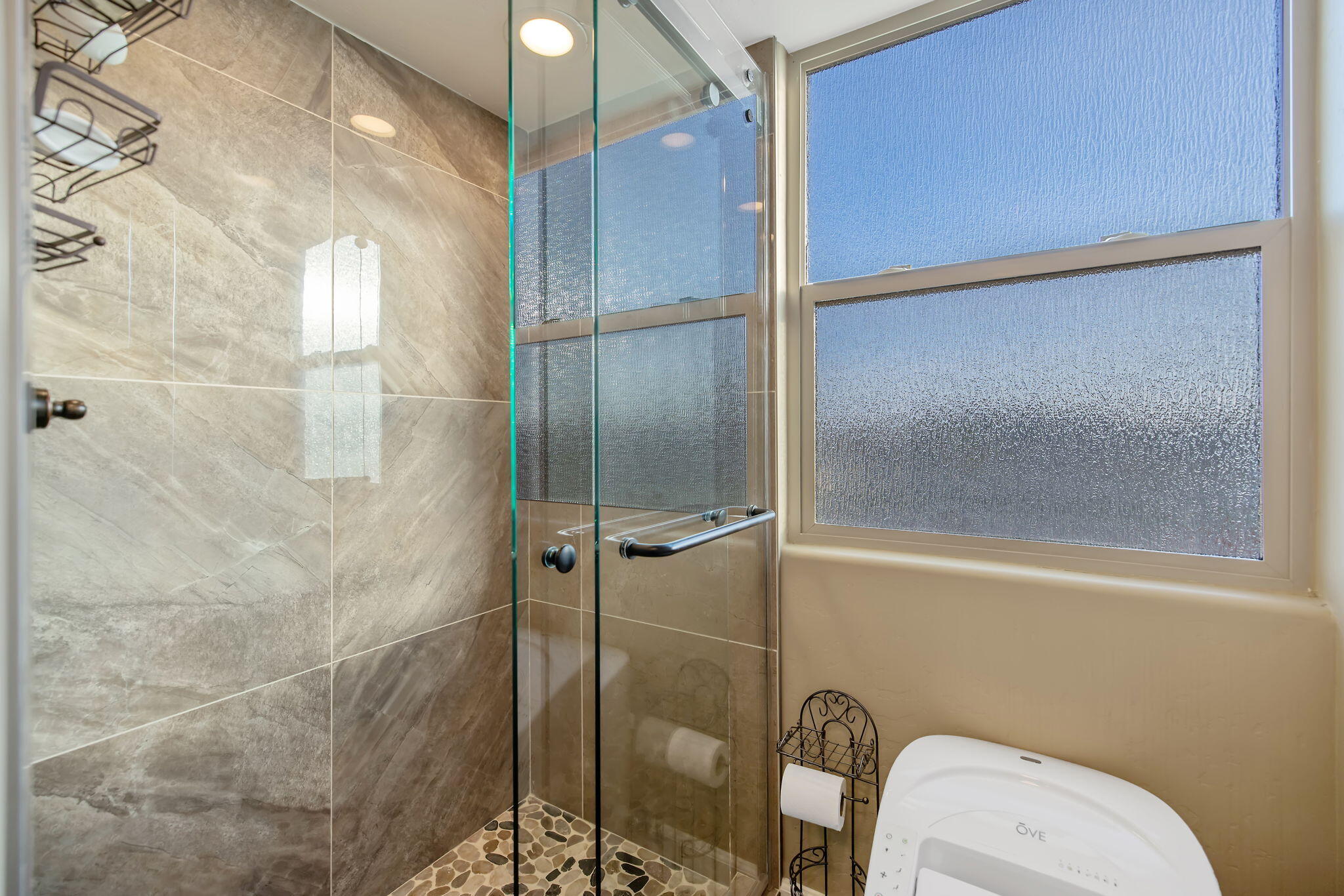 2433 Diamante Dr, Tulare, CA 93274