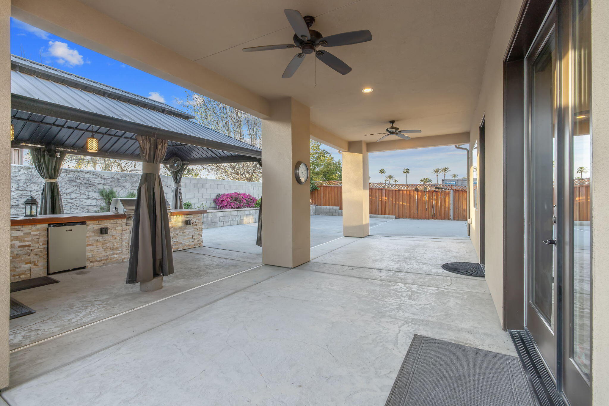 2433 Diamante Dr, Tulare, CA 93274