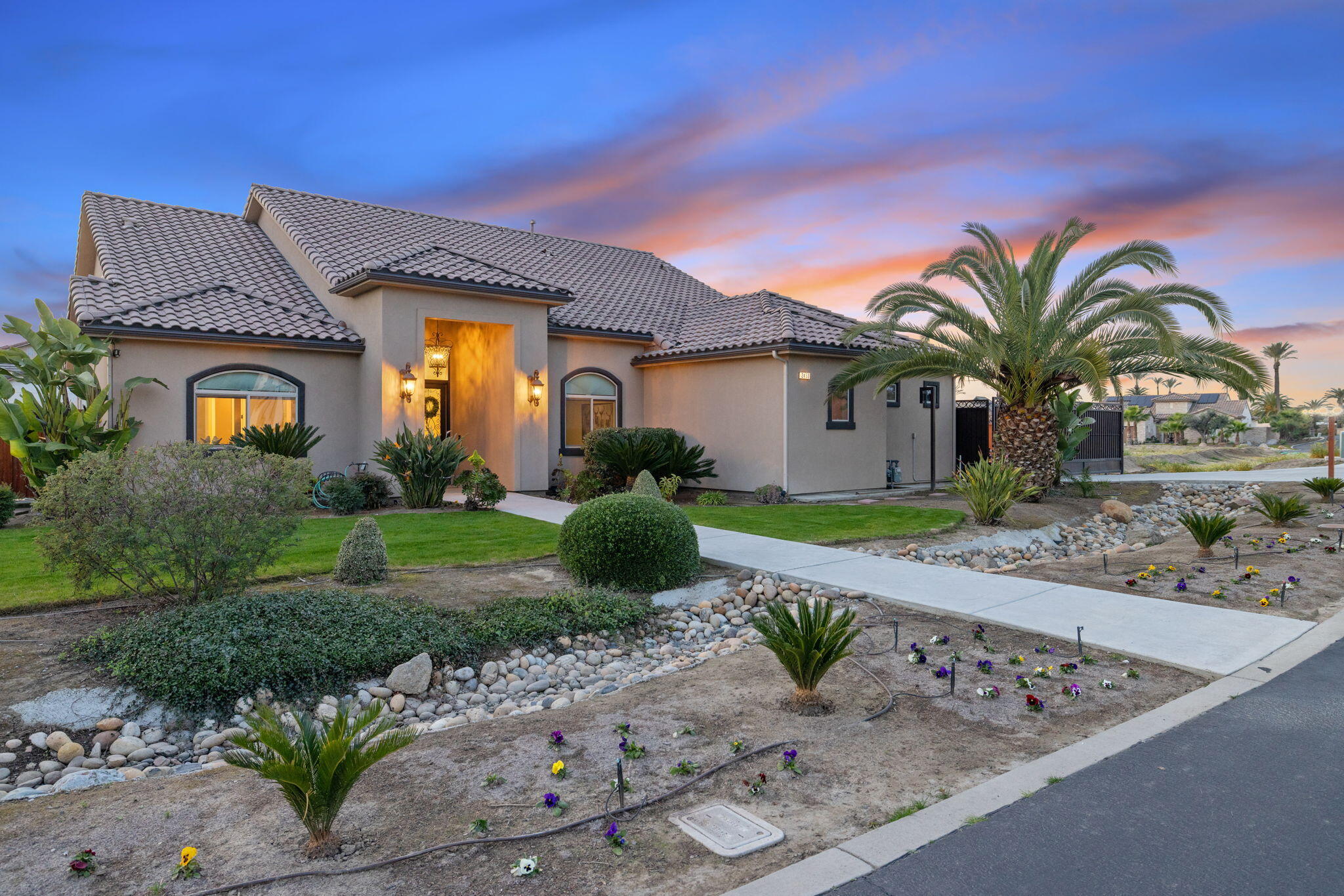 2433 Diamante Dr, Tulare, CA 93274