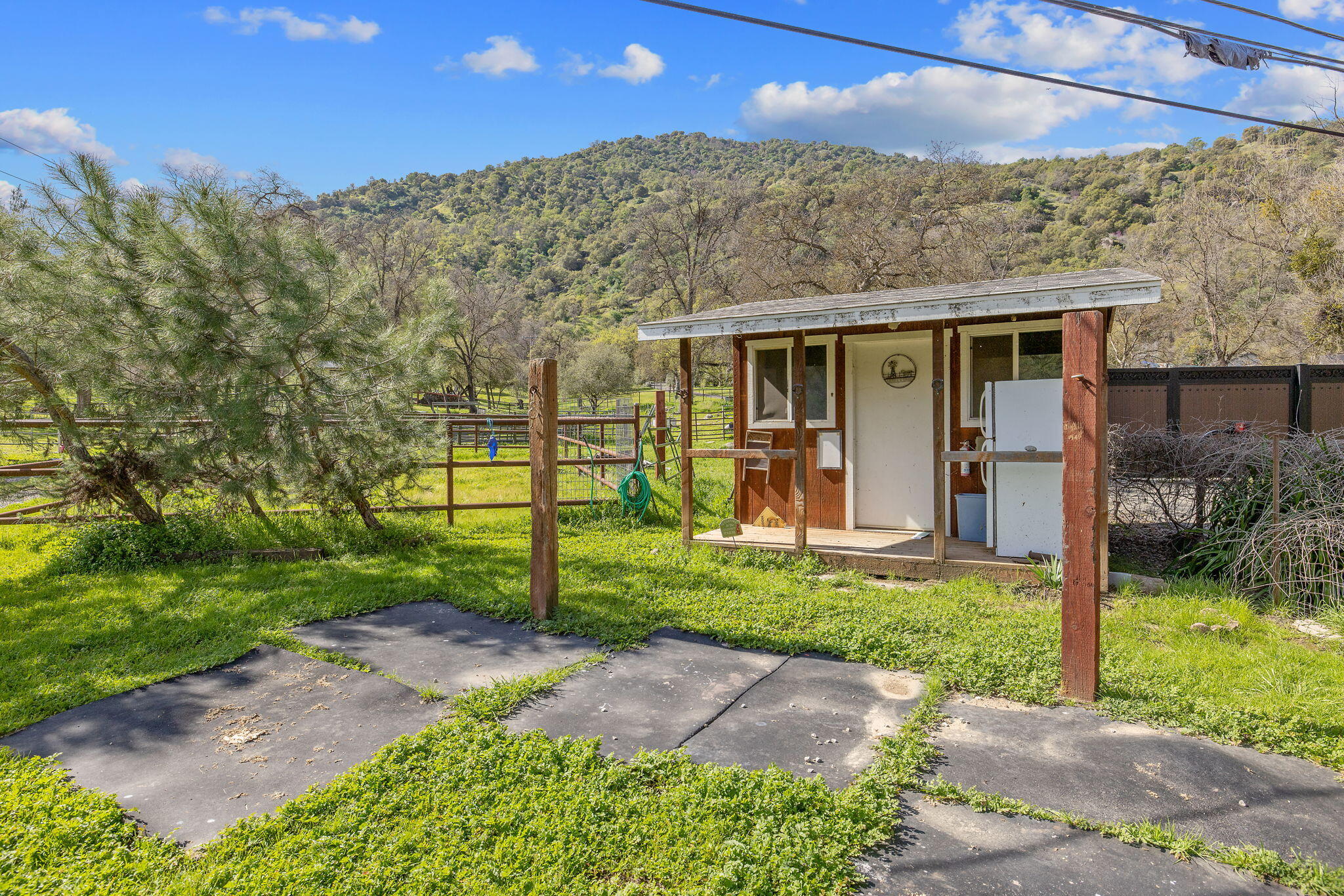 42843 N Fork Dr, Three Rivers, CA 93271