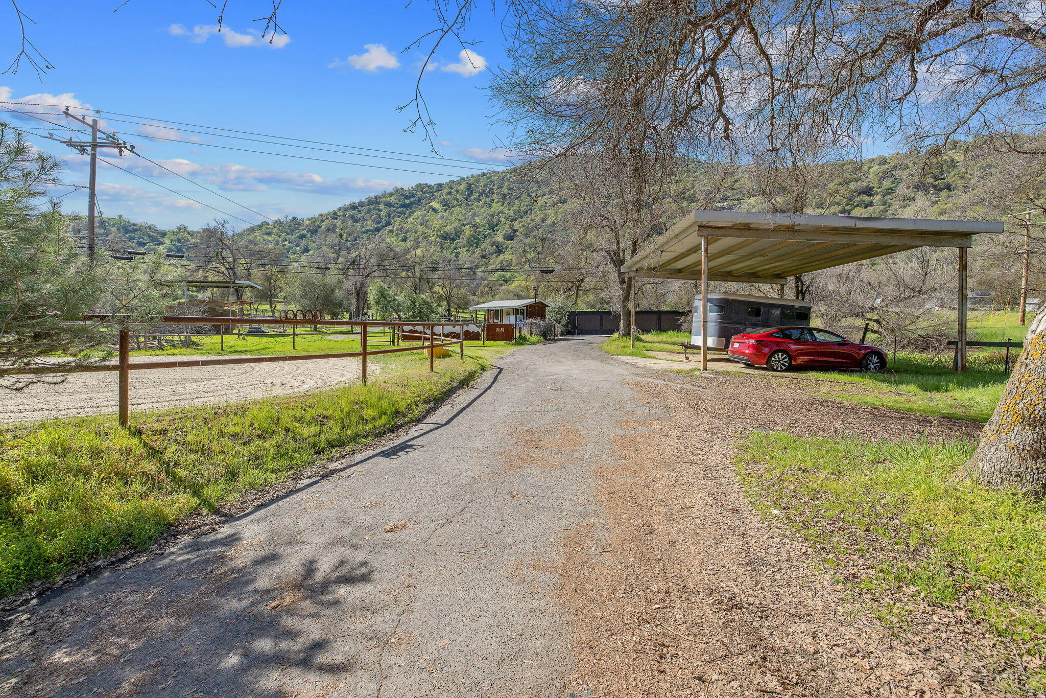 42843 N Fork Dr, Three Rivers, CA 93271