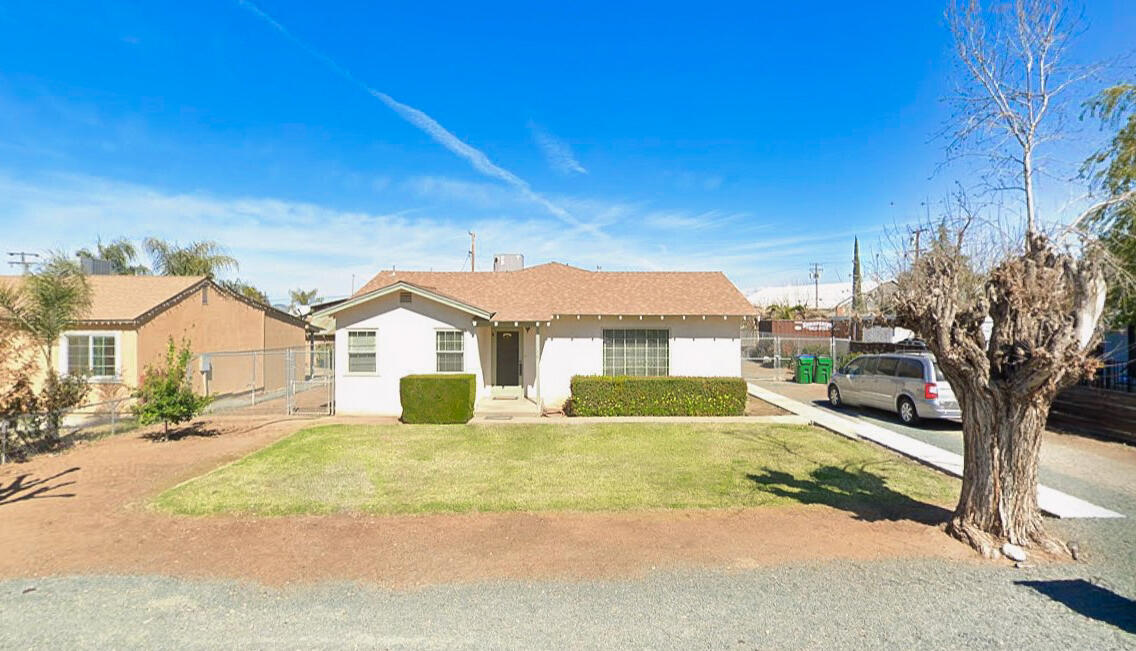 22750 White Ave, Strathmore, CA 93267