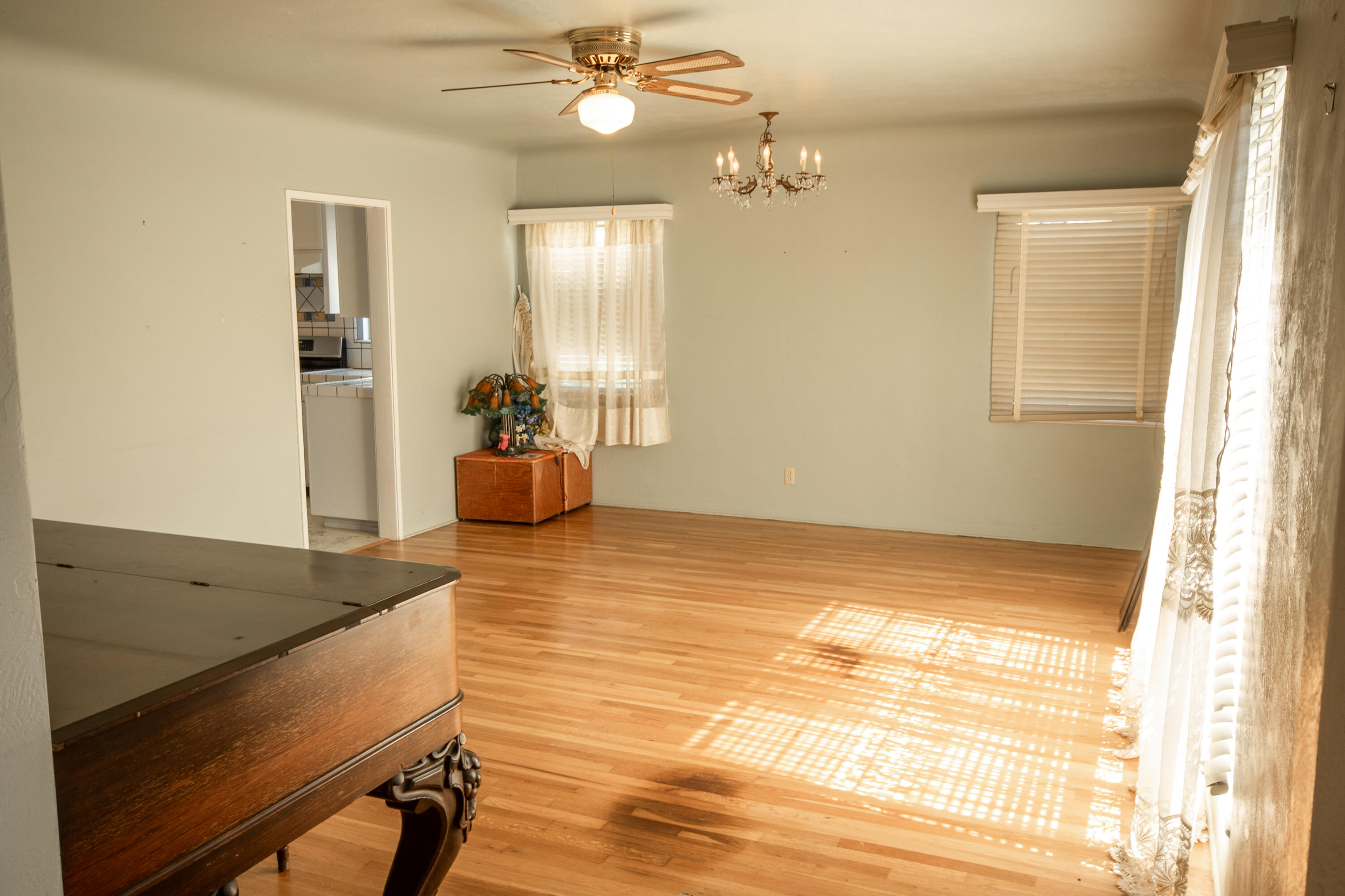 22750 White Ave, Strathmore, CA 93267