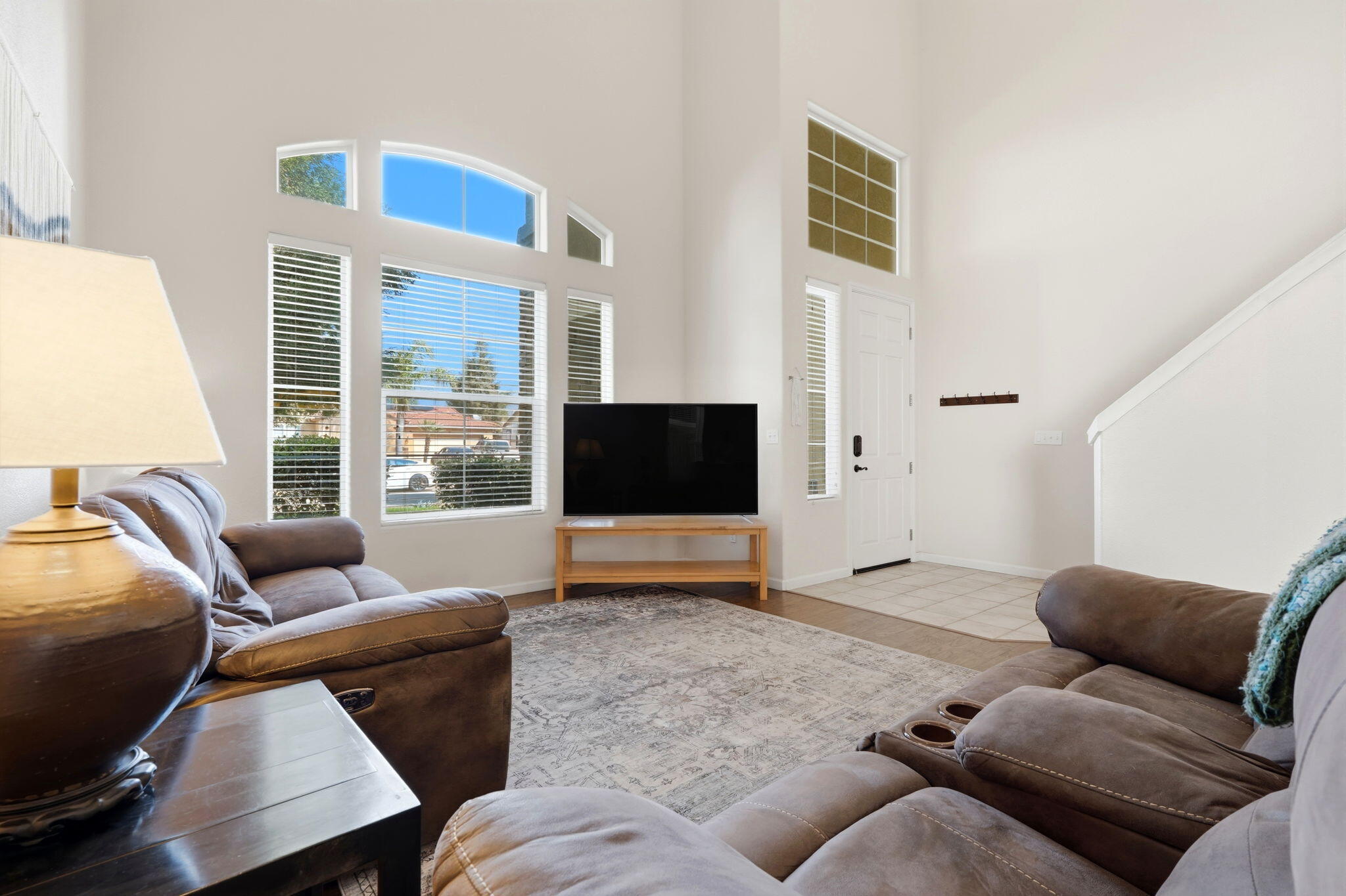 3947 E Cambridge Ave, Visalia, CA 93292