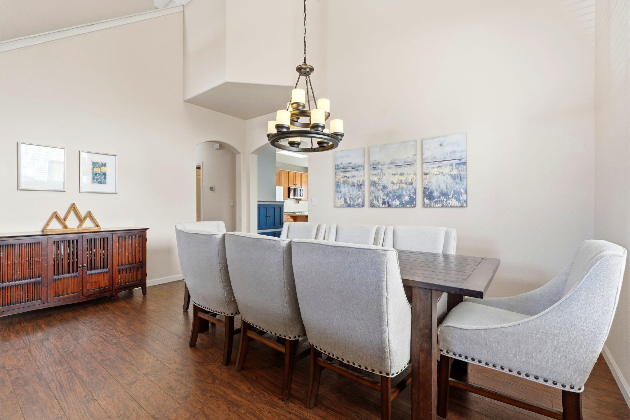 3947 E Cambridge Ave, Visalia, CA 93292