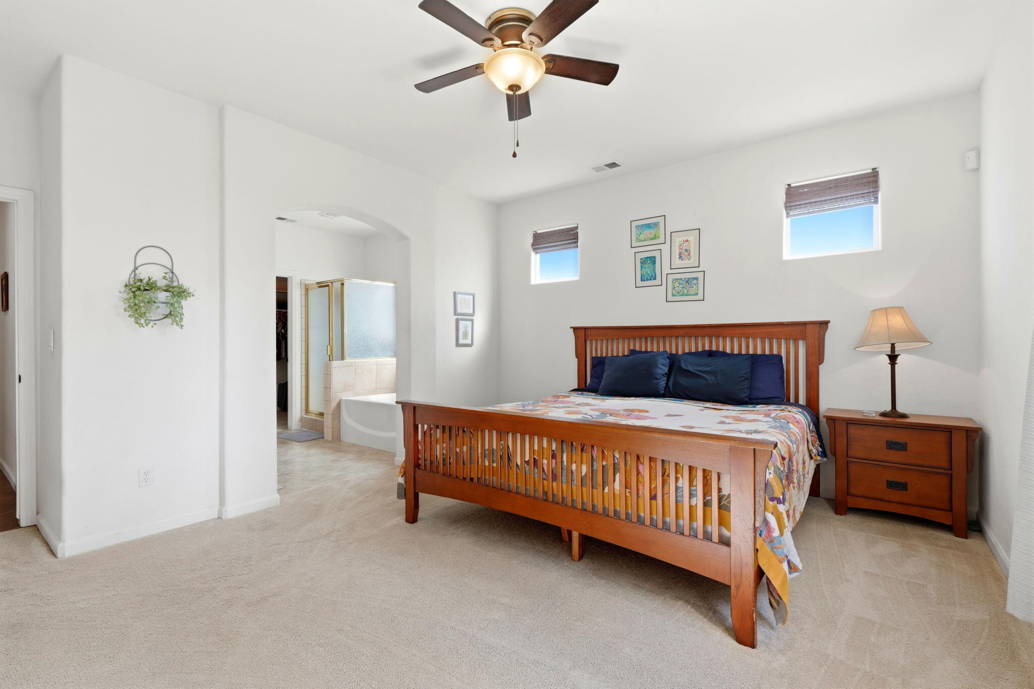 3947 E Cambridge Ave, Visalia, CA 93292