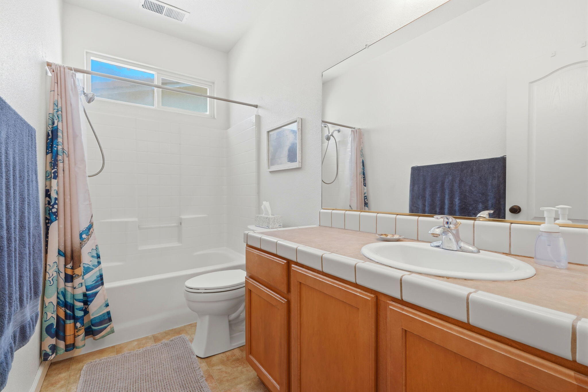 3947 E Cambridge Ave, Visalia, CA 93292