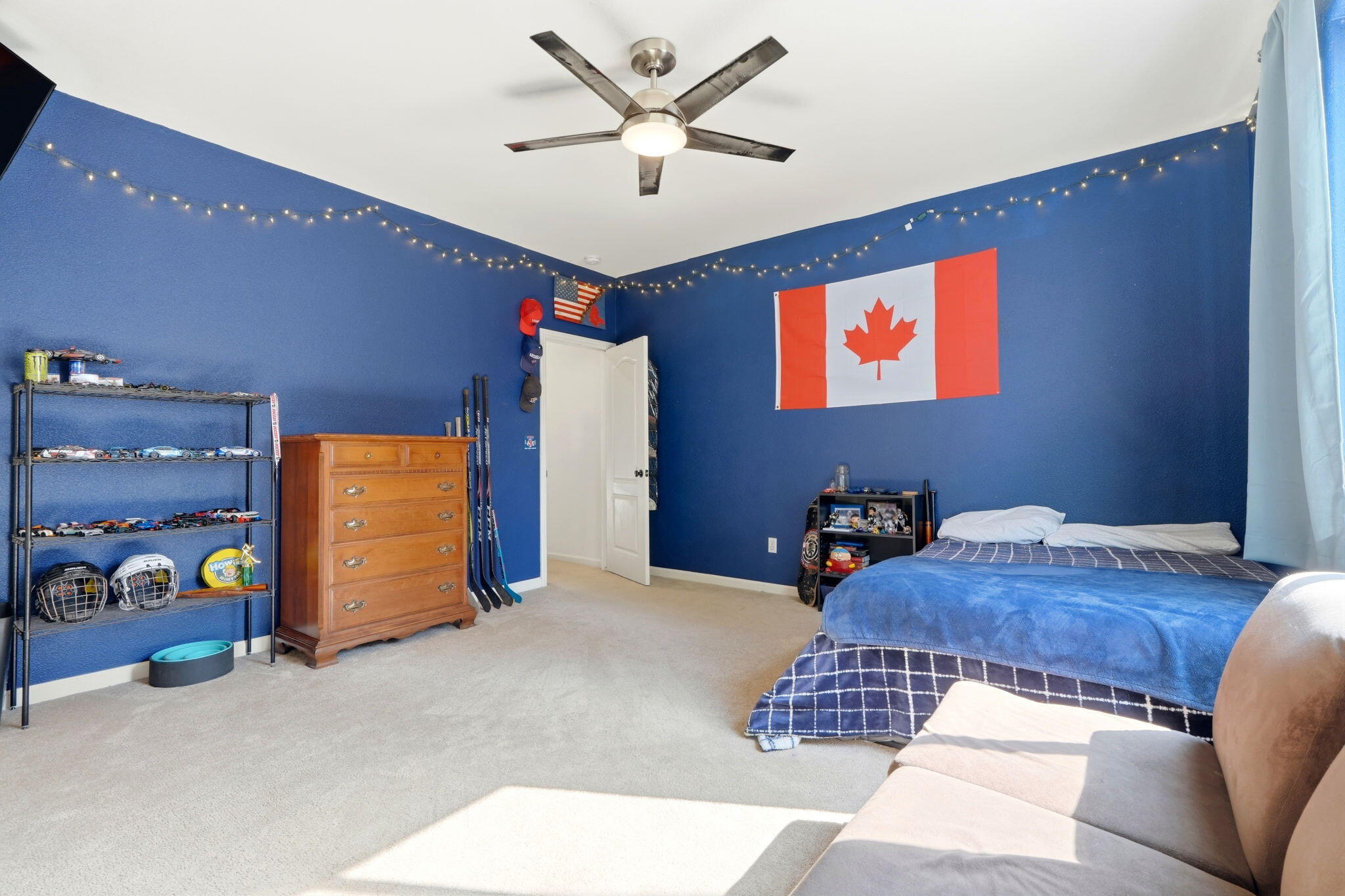 3947 E Cambridge Ave, Visalia, CA 93292