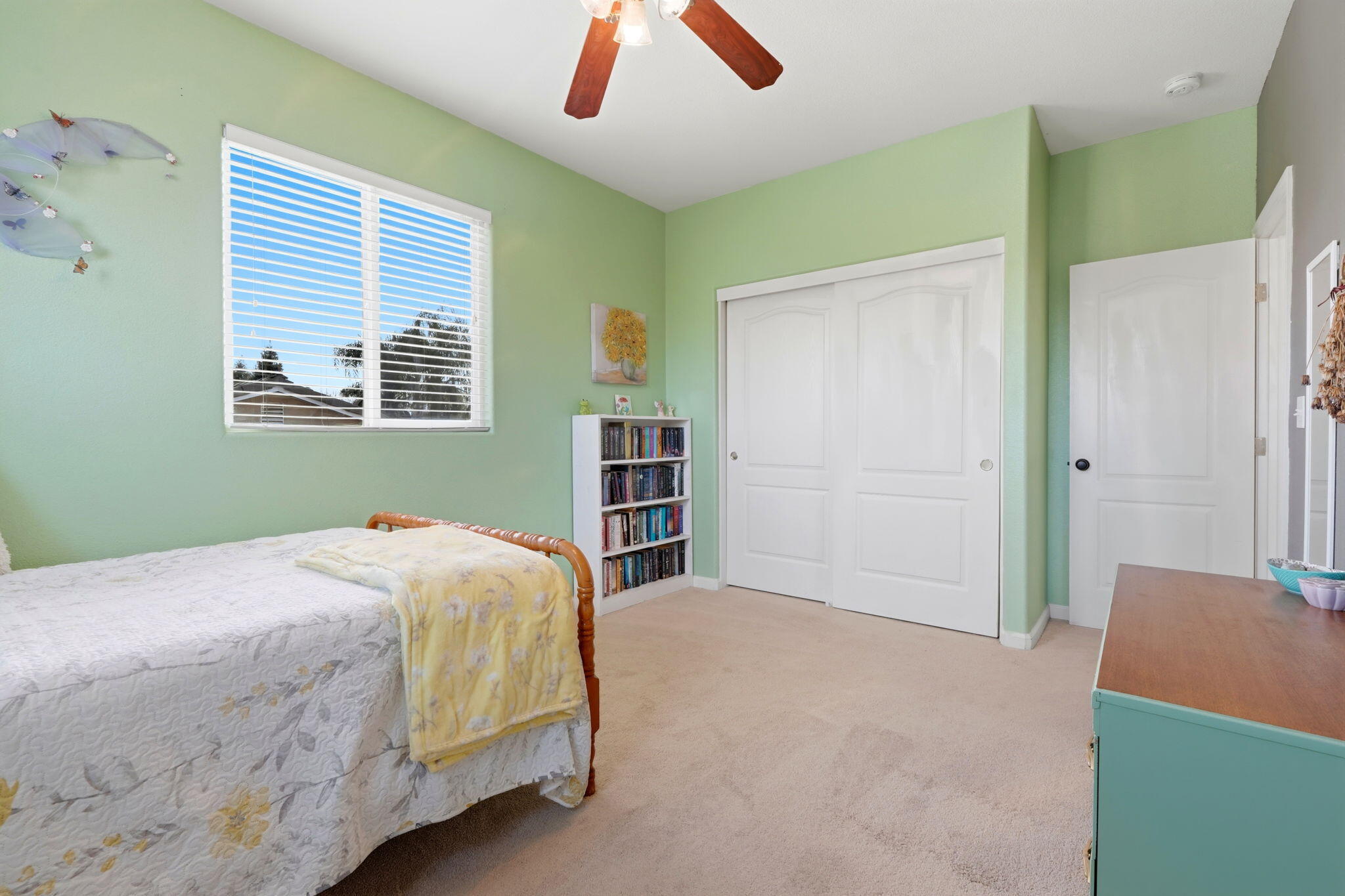 3947 E Cambridge Ave, Visalia, CA 93292