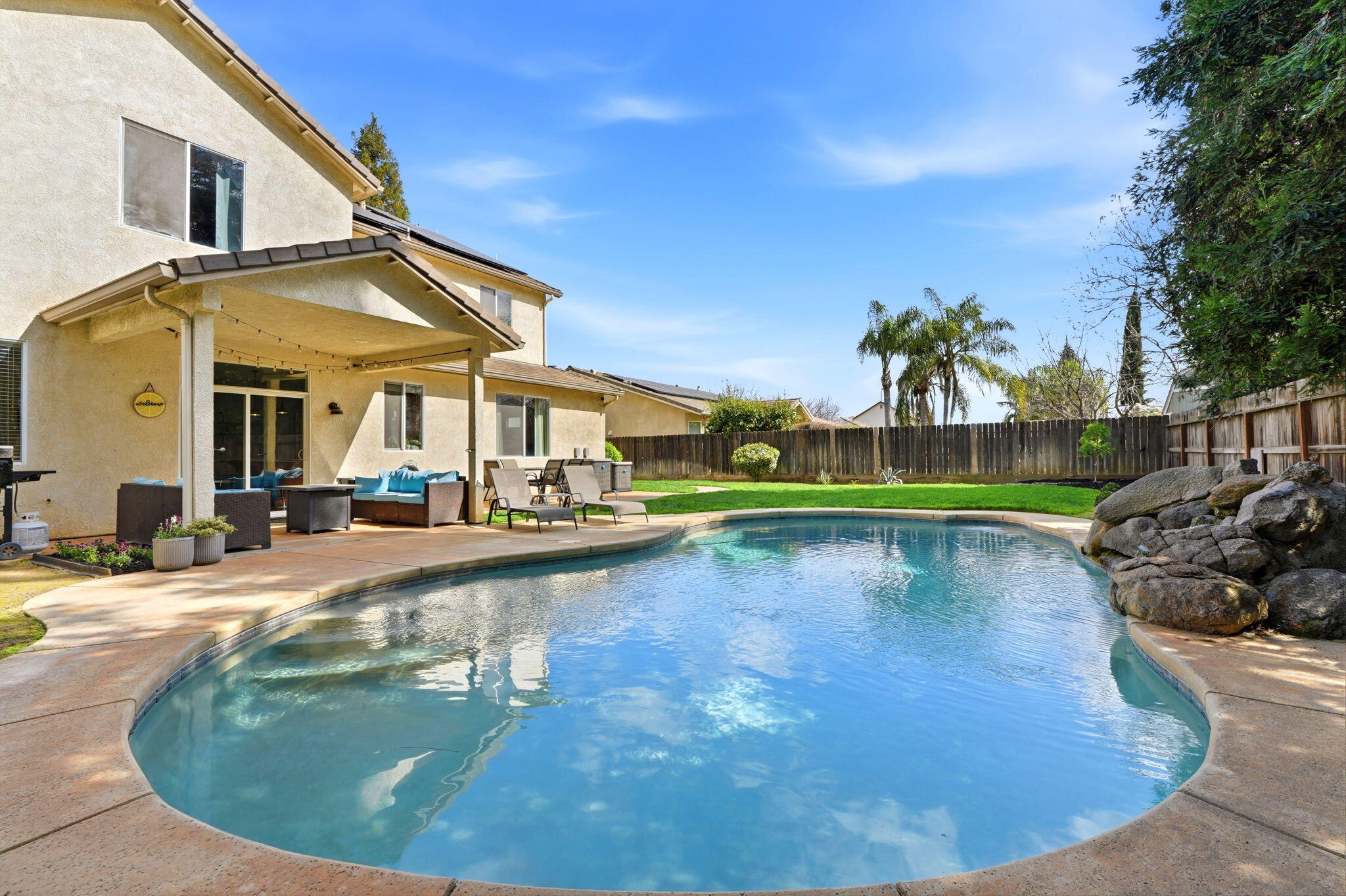 3947 E Cambridge Ave, Visalia, CA 93292