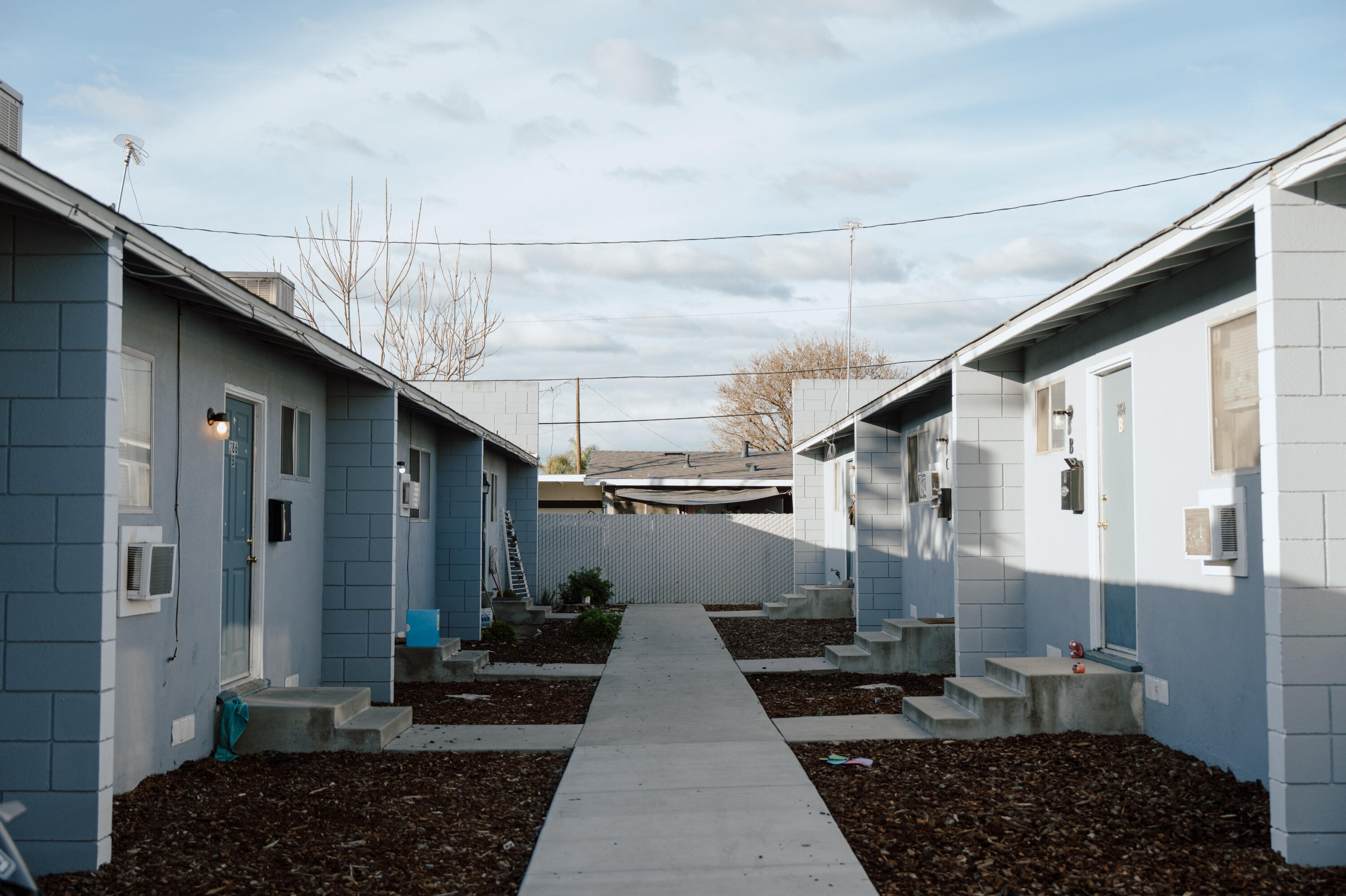 282 W Date Ave, Porterville, CA 93257