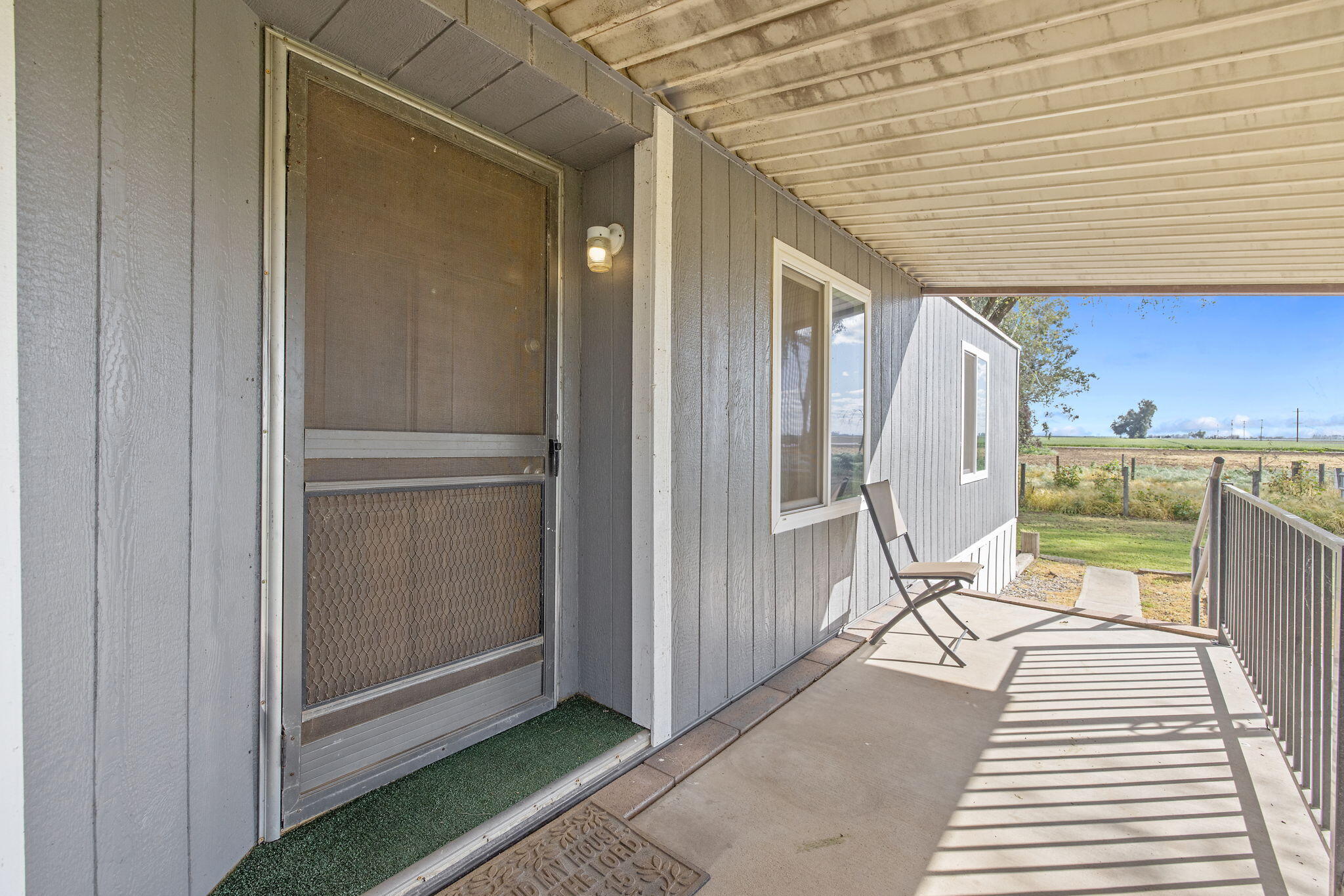 13941 9th Ave, Hanford, CA 93230