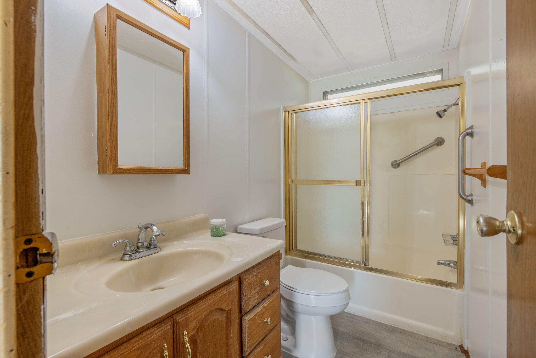 13941 9th Ave, Hanford, CA 93230