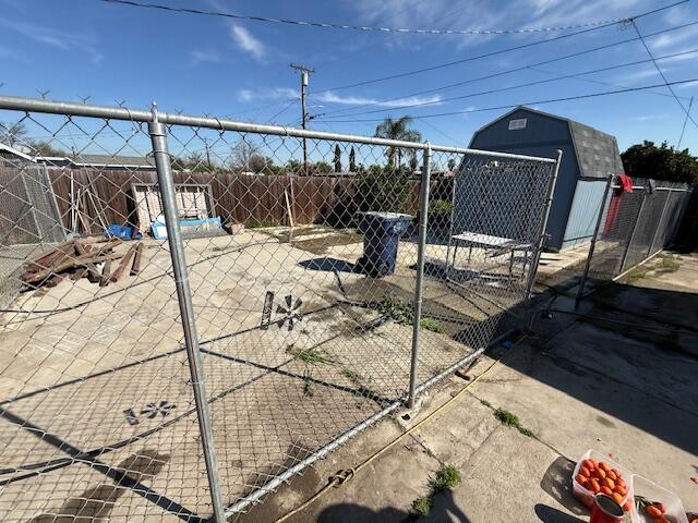 748 S Walter St, Tulare, CA 93274