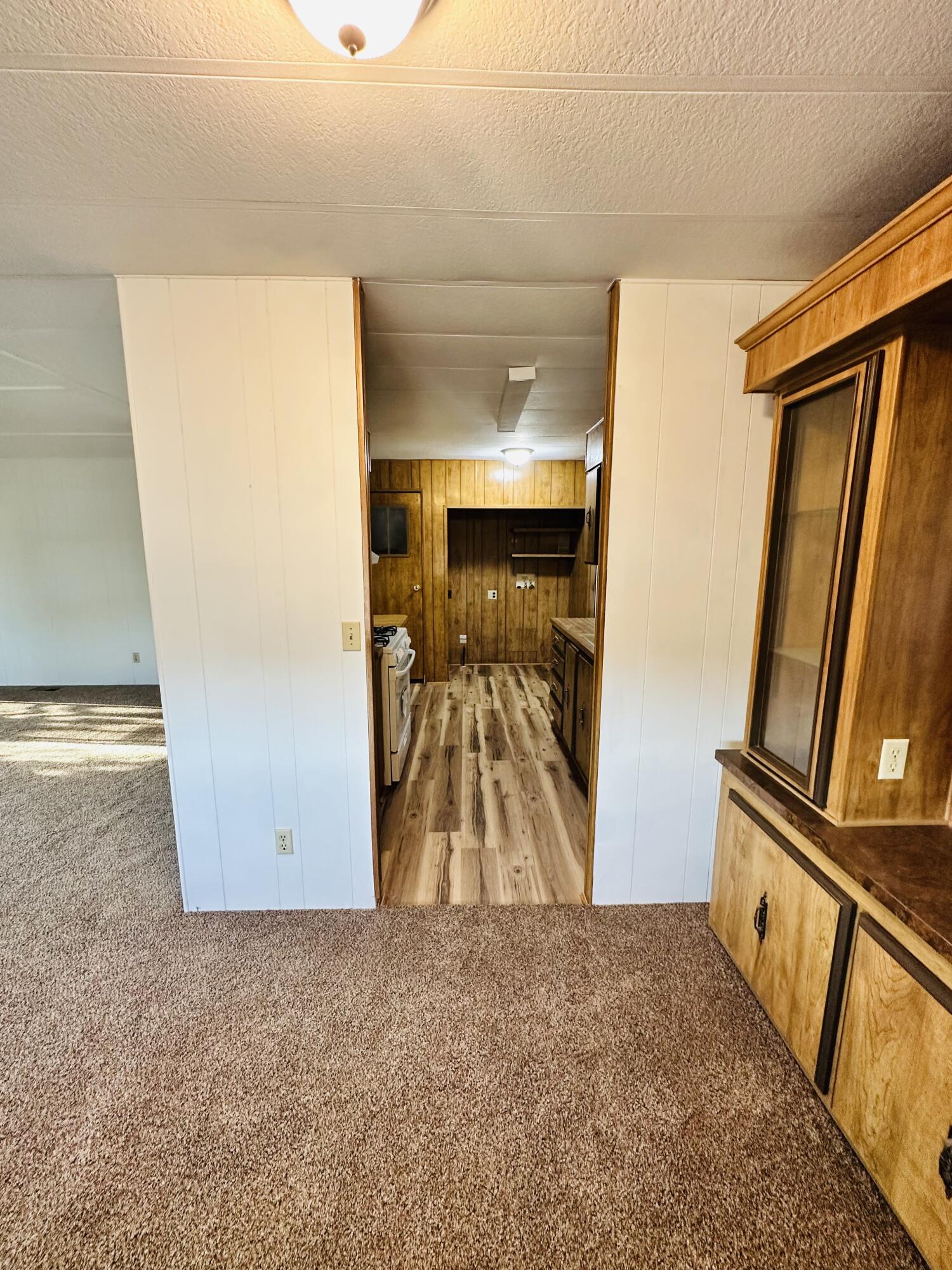 314 N Albert Ave #101, Exeter, CA 93221