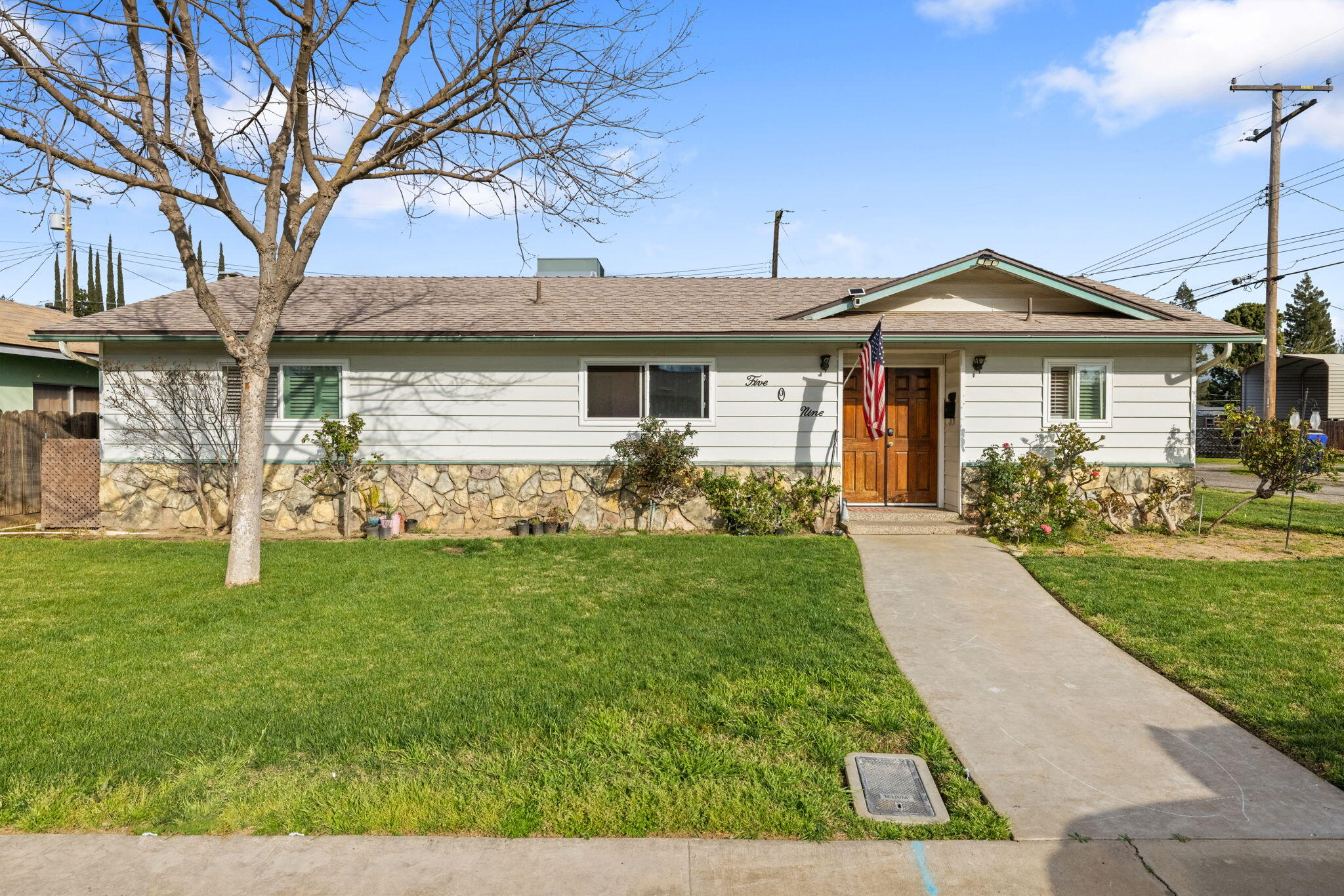 509 S Orange Ave, Exeter, CA 93221