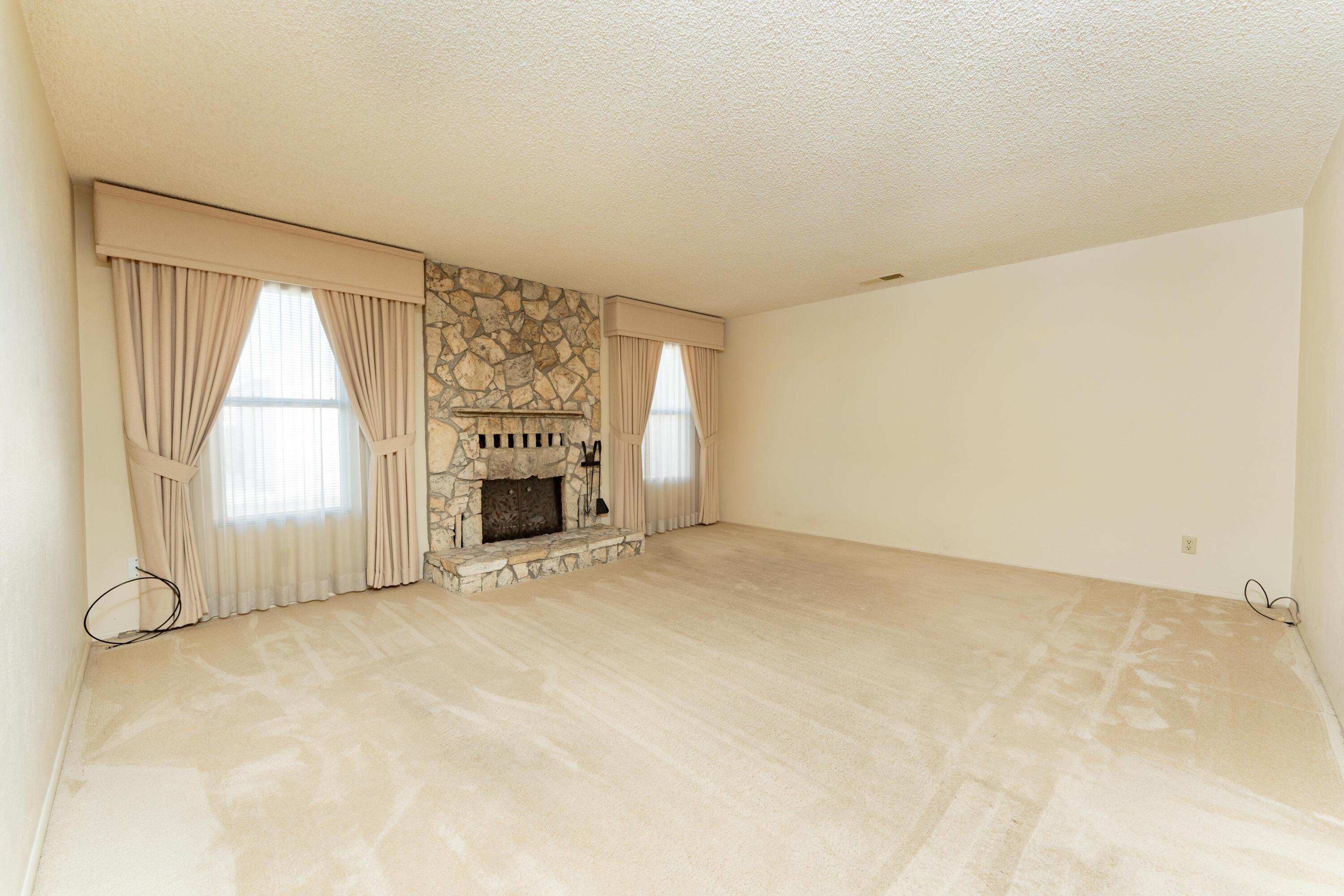 1306 Lowery St, Porterville, CA 93257