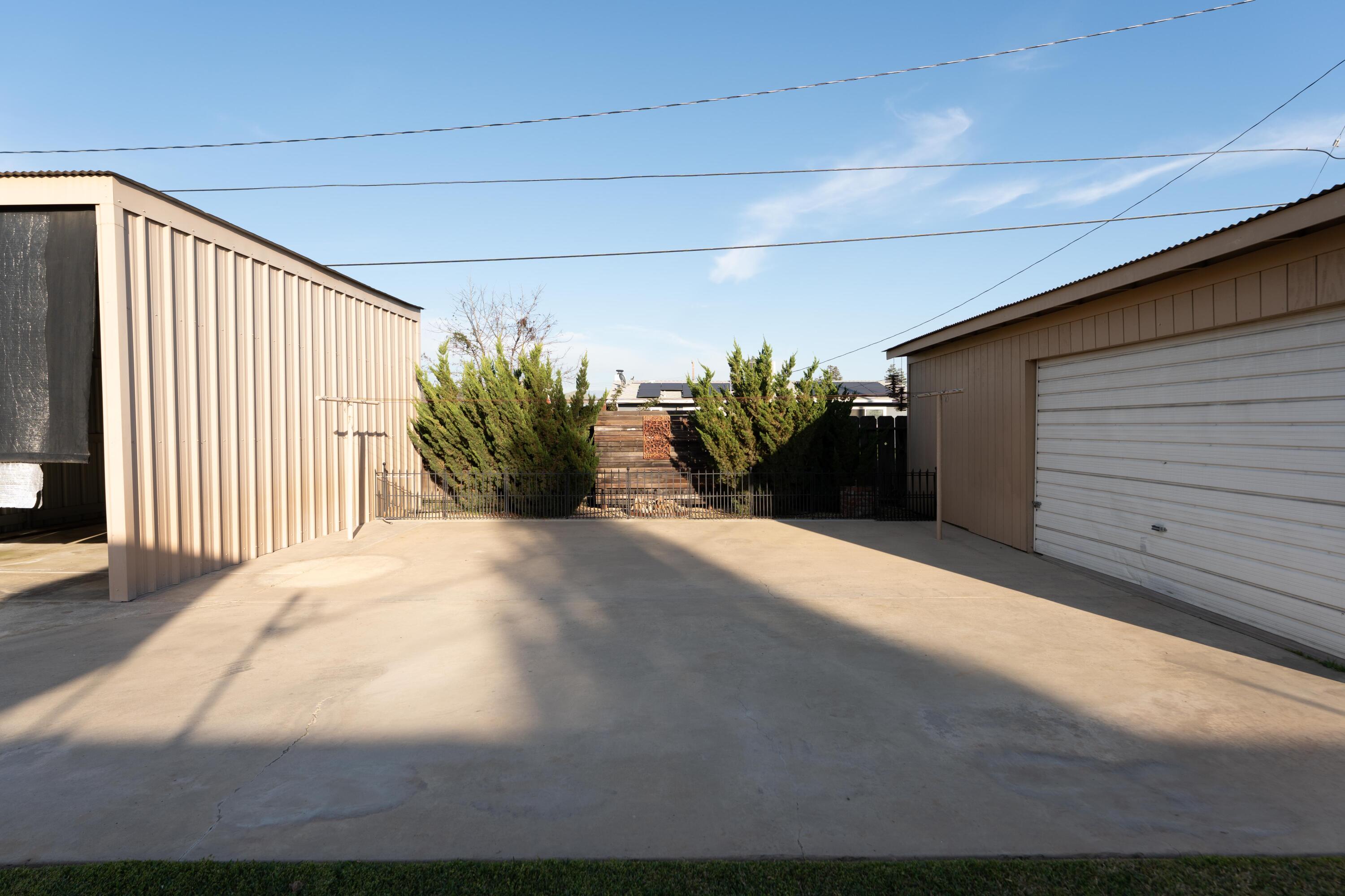 1306 Lowery St, Porterville, CA 93257