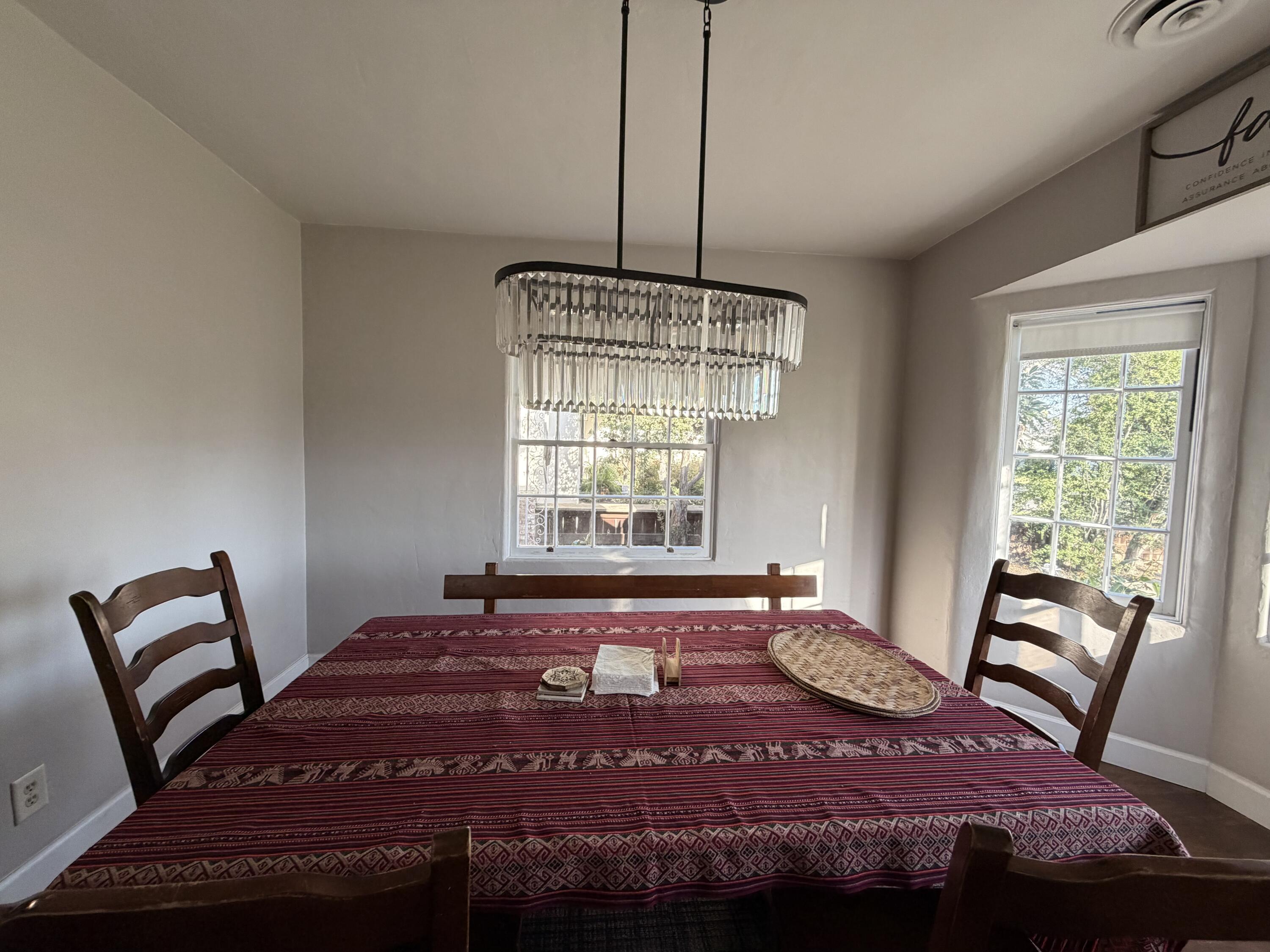 1072 E E Sycamore Ave, Tulare, CA 93274