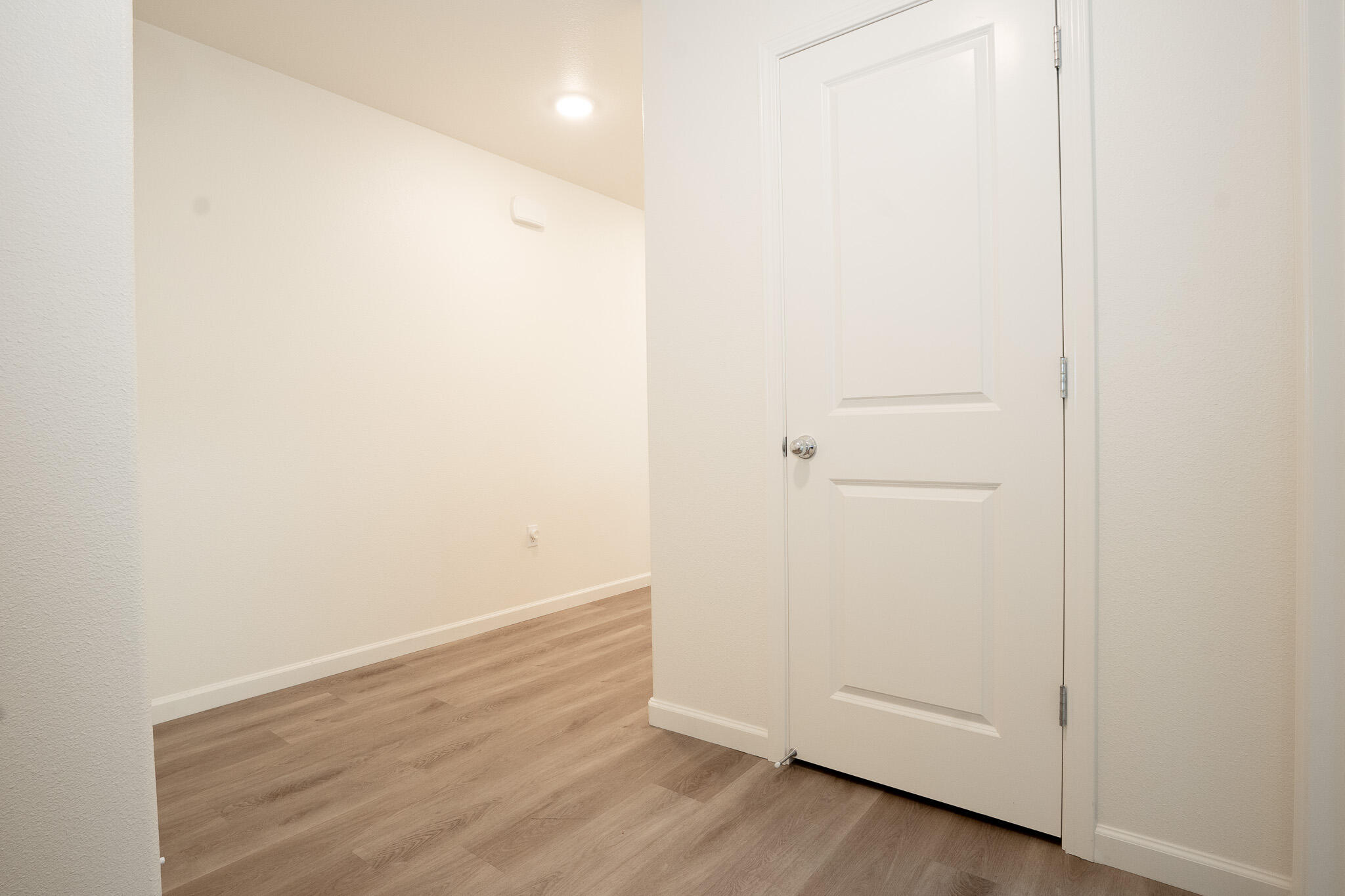 7070 Elm St, Visalia, CA 93291