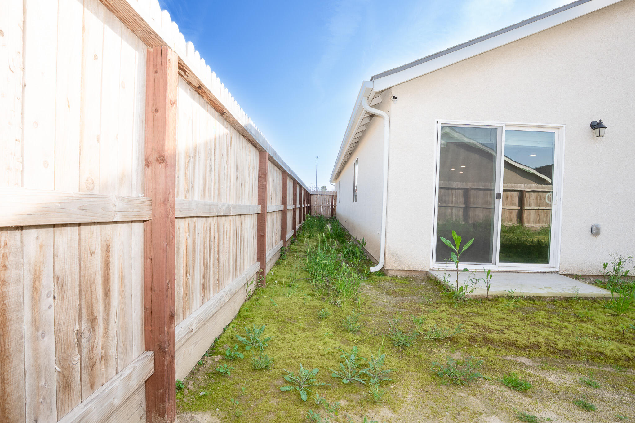 7070 Elm St, Visalia, CA 93291