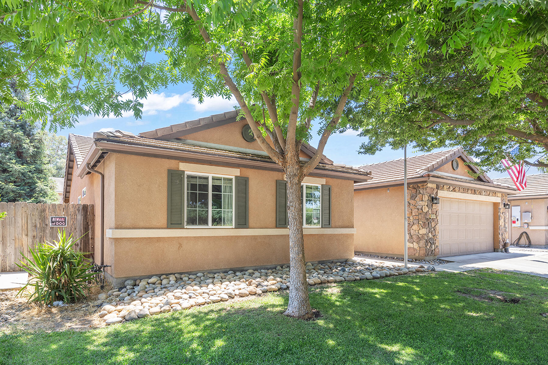 4237 E Murray Ave, Visalia, CA 93292