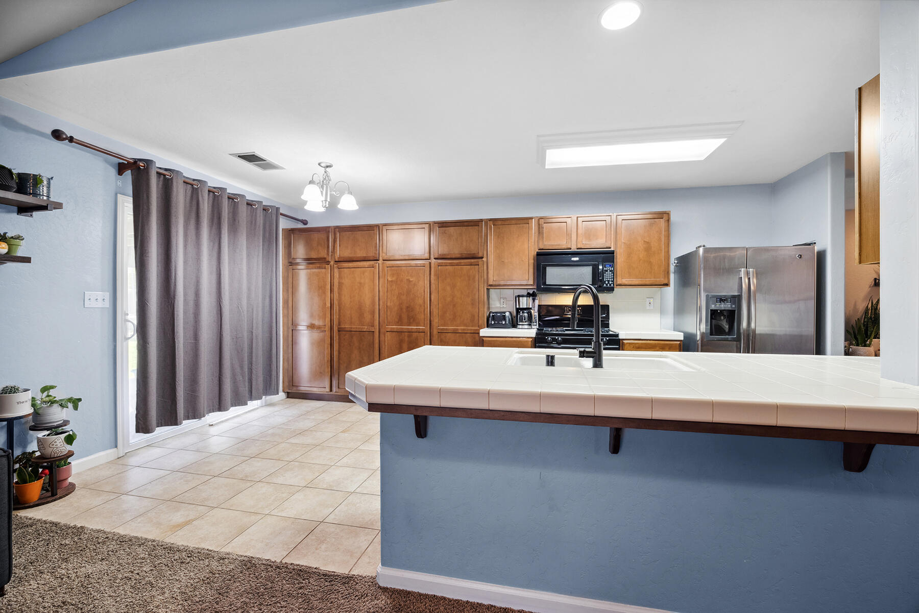 4237 E Murray Ave, Visalia, CA 93292