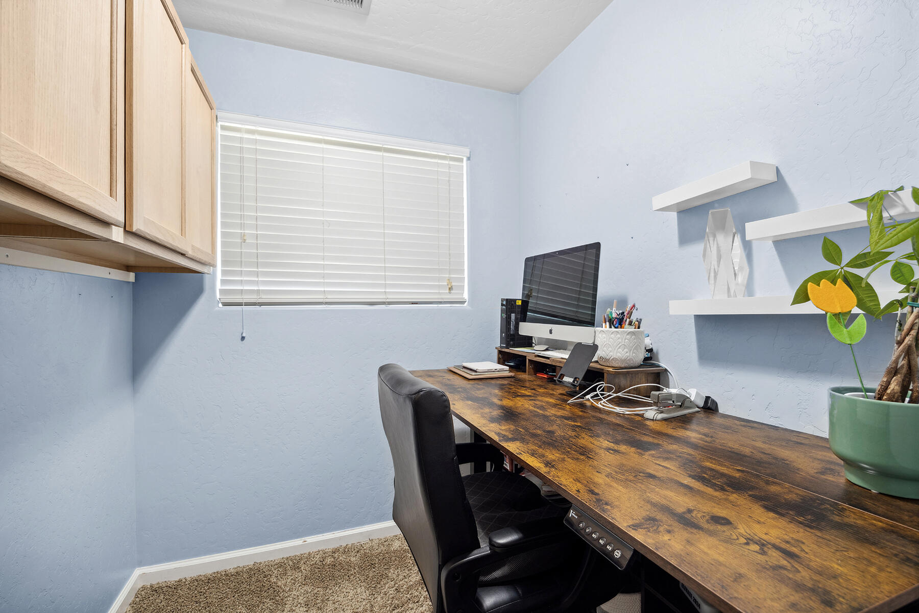 4237 E Murray Ave, Visalia, CA 93292