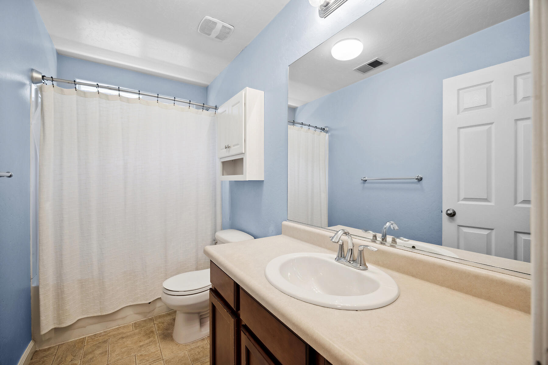 4237 E Murray Ave, Visalia, CA 93292