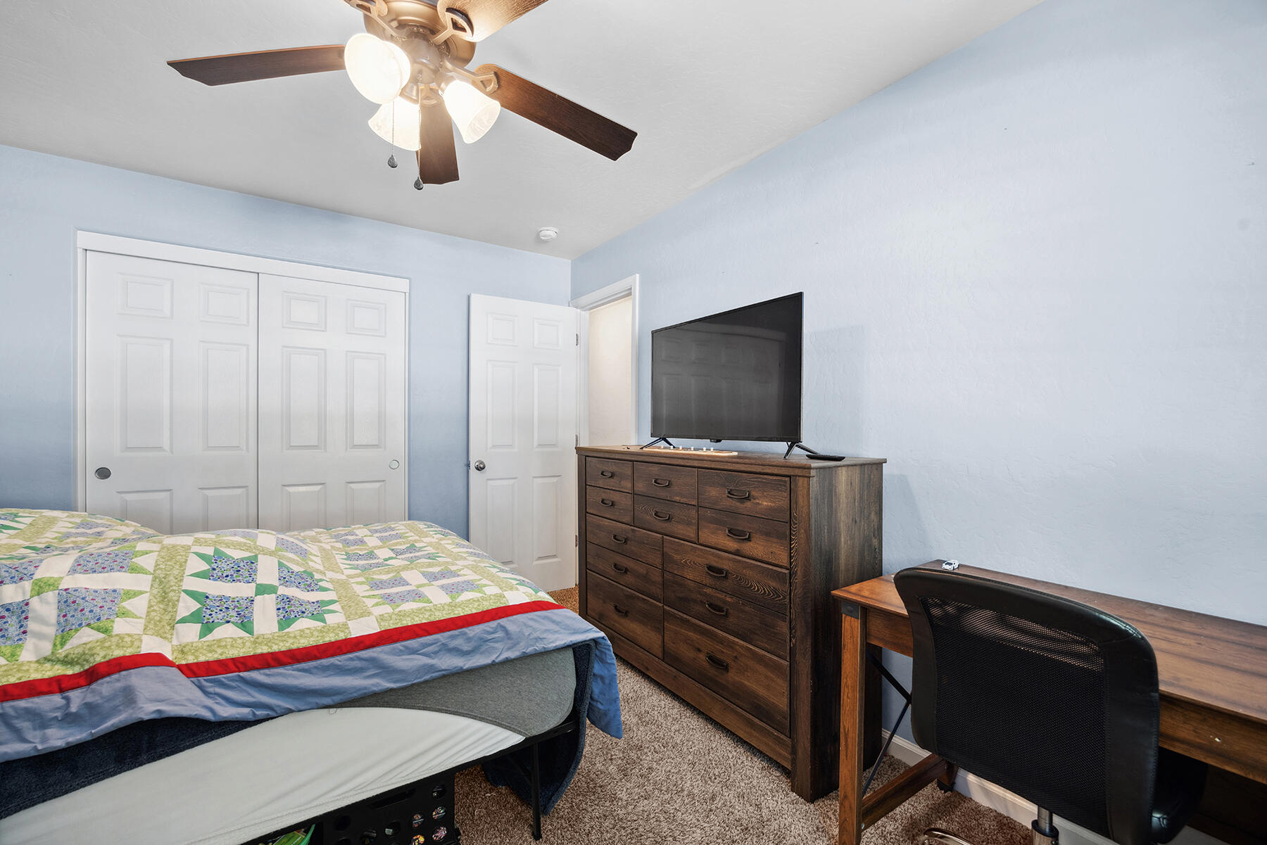 4237 E Murray Ave, Visalia, CA 93292