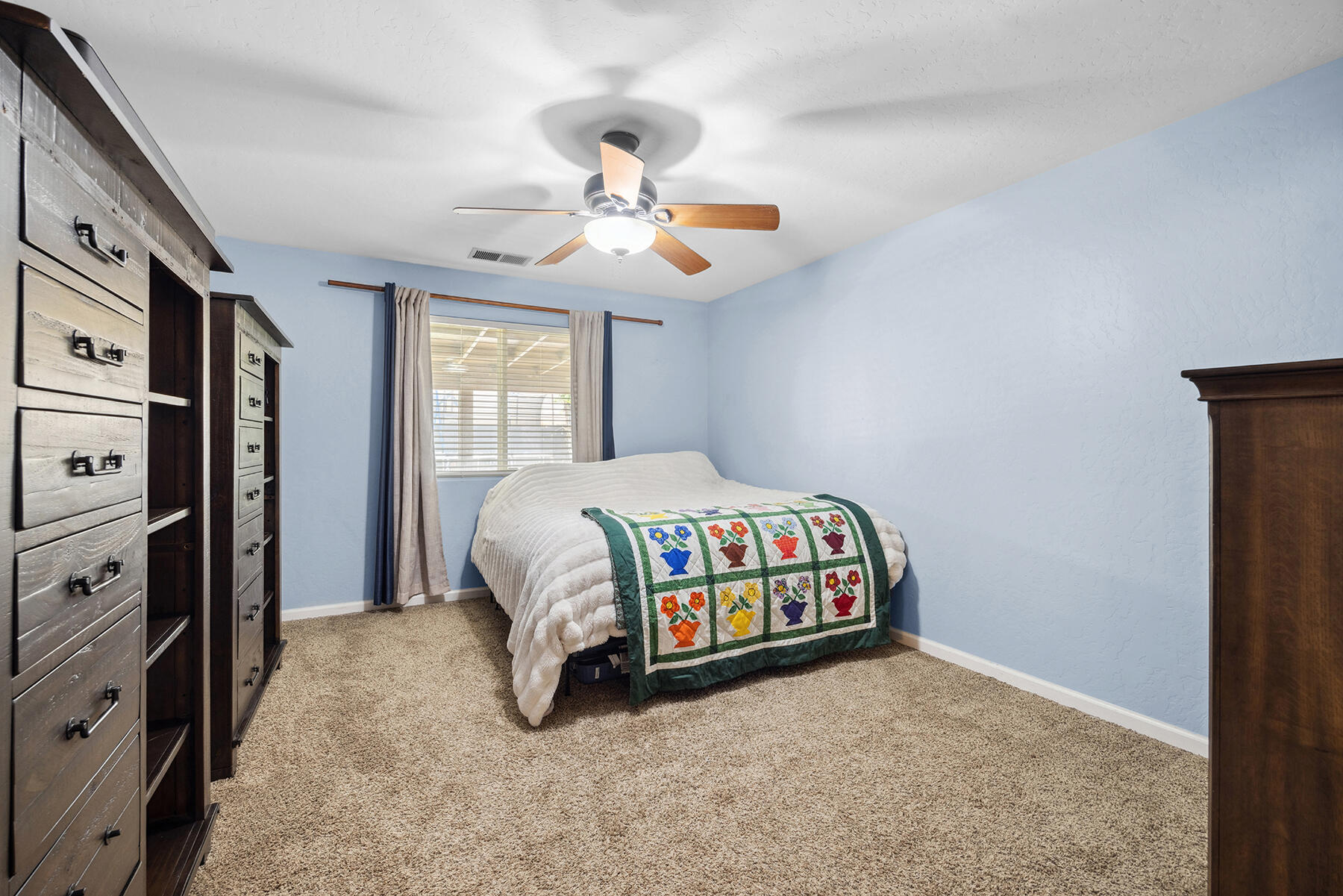 4237 E Murray Ave, Visalia, CA 93292